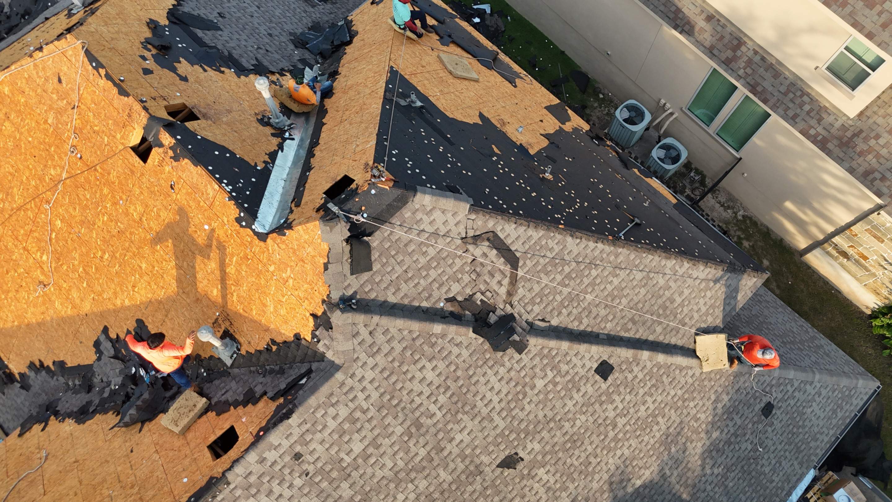 Austin Residential Roof Installation with GAF Shingles and Radiant Barrier by RoofsOnly.com