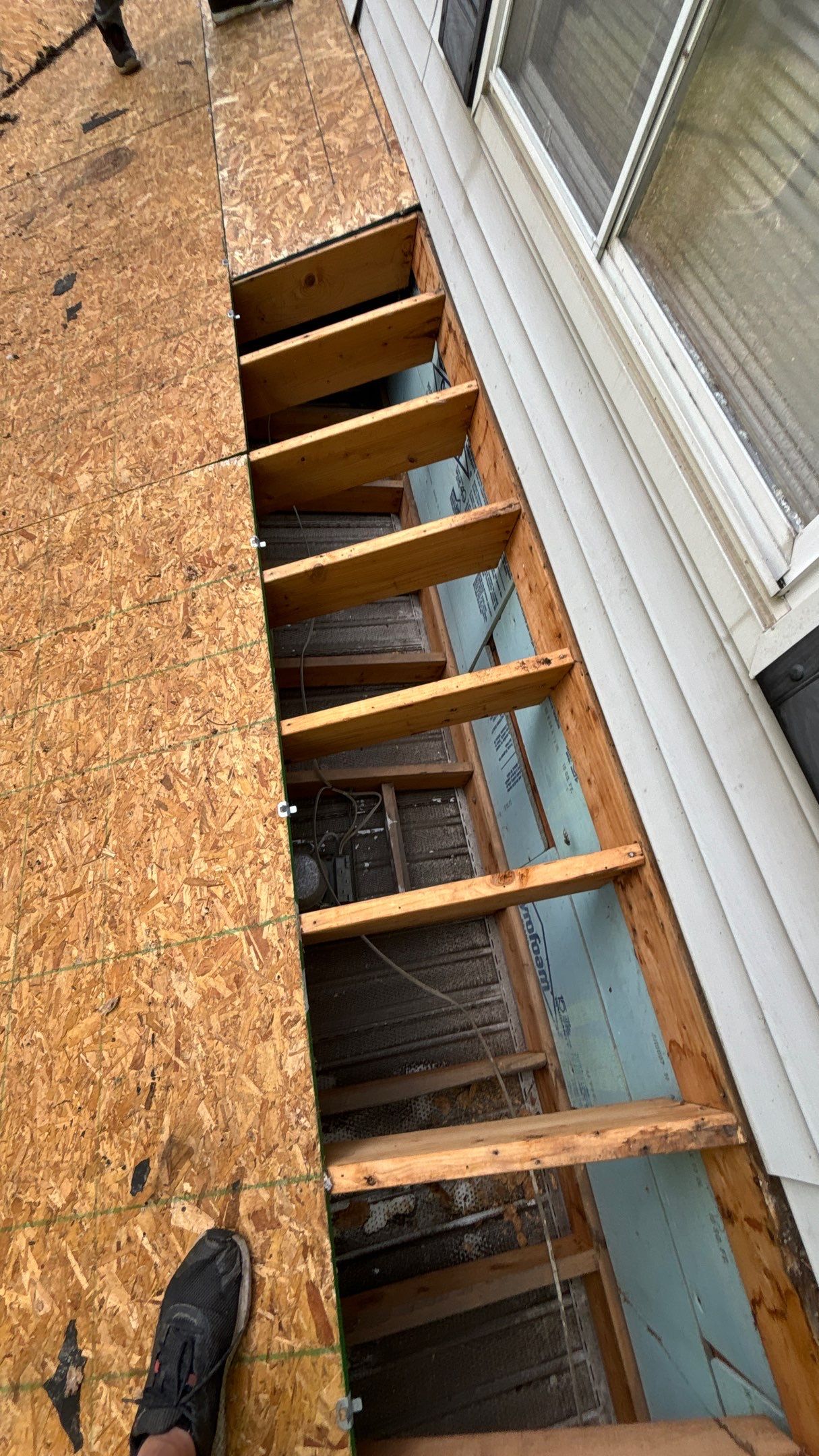 Roof Replacement using CertainTeed Northgate by 180 Contractors