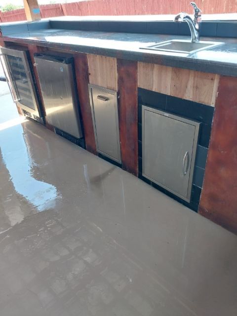 Outdoor kitchen by Clays Services Inc