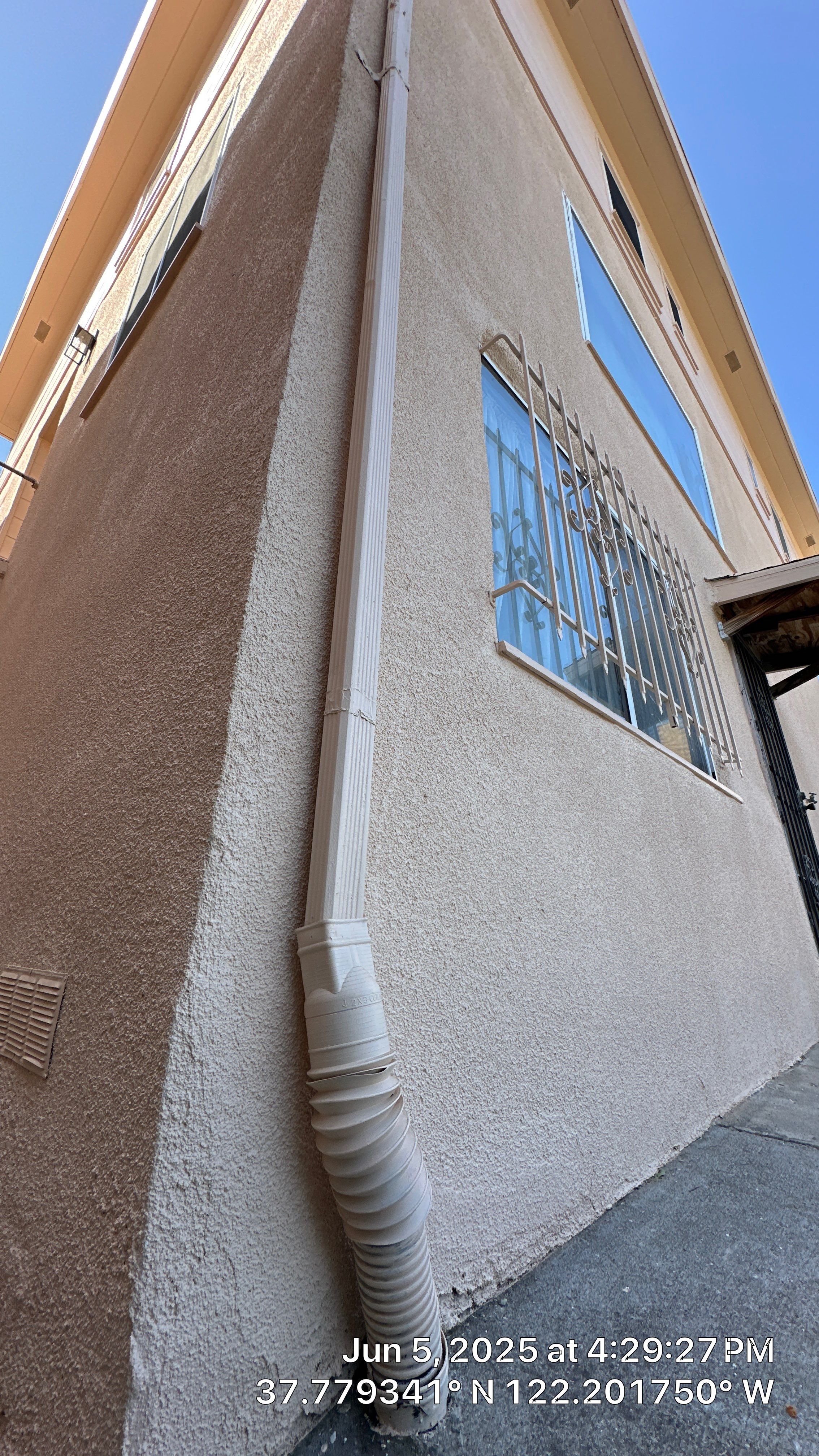 Exterior Painting using Sherwin-Williams  by Herrera’s Bay Area Painting inc.