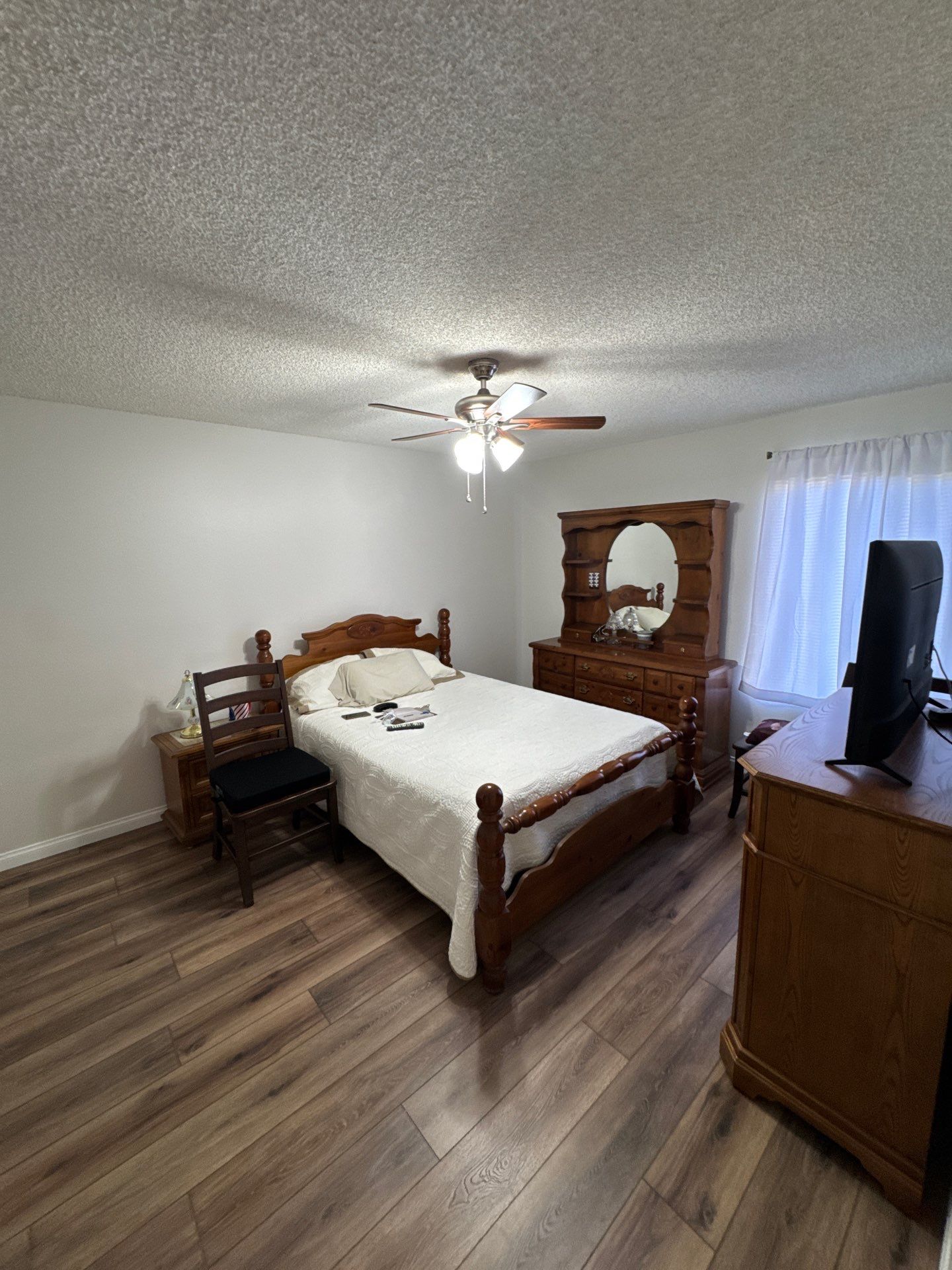 Dolores interior  by Asis Painting Inc 