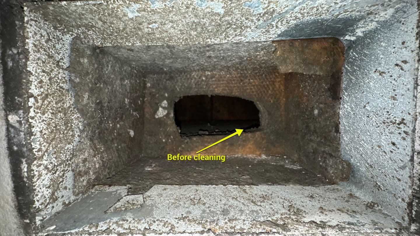 Extremely Dirty Air Duct Cleaning in Fruitland Park by Hygienic Air, Inc