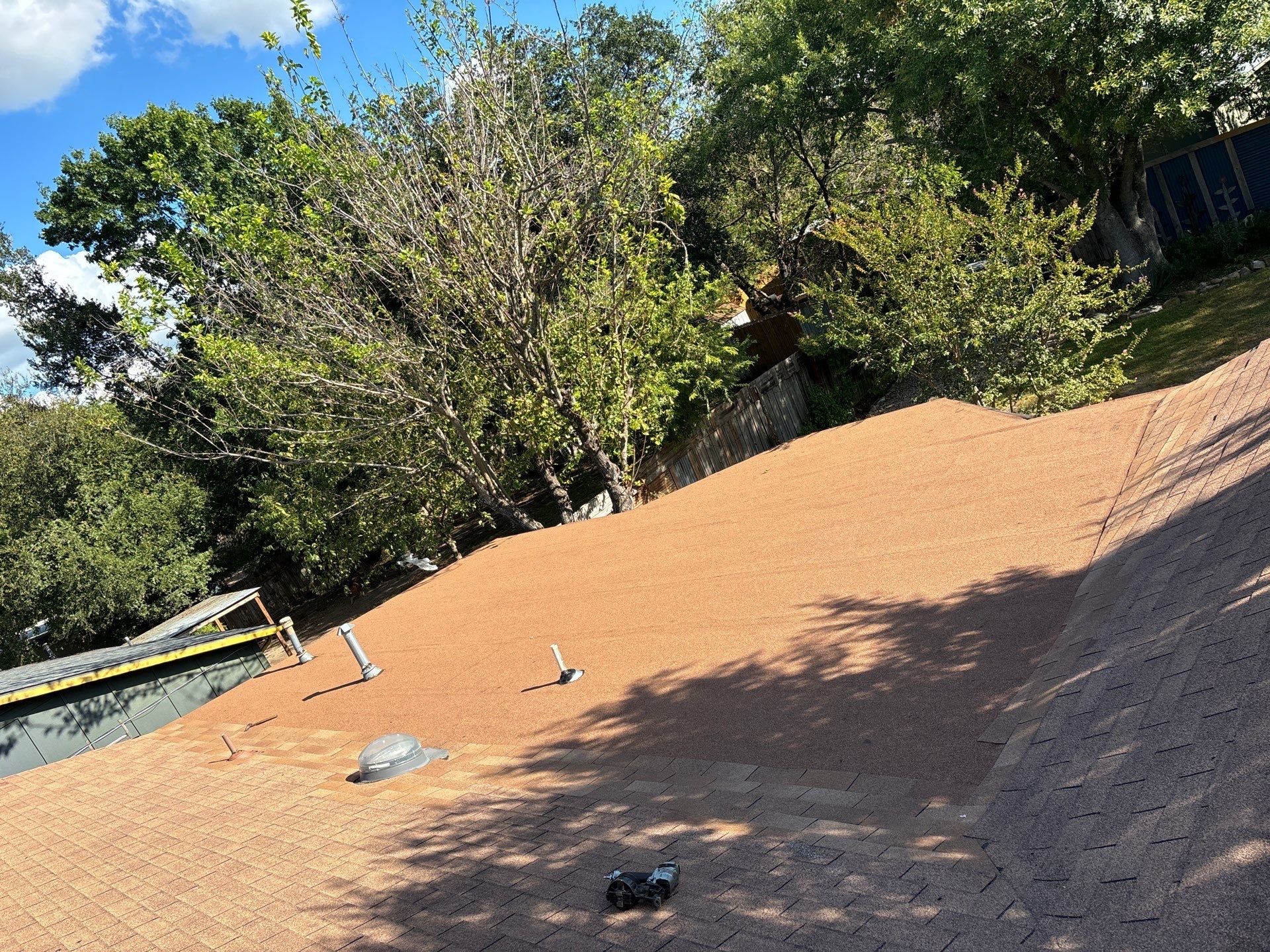 Flat Roof Replacement with GAF Self-Adhered System – Austin, TX by Cool Roofs