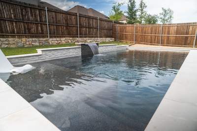Geometric Pool with Pavers