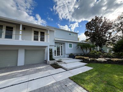 7-Inch K-Style Seamless White Gutters in Osprey FL