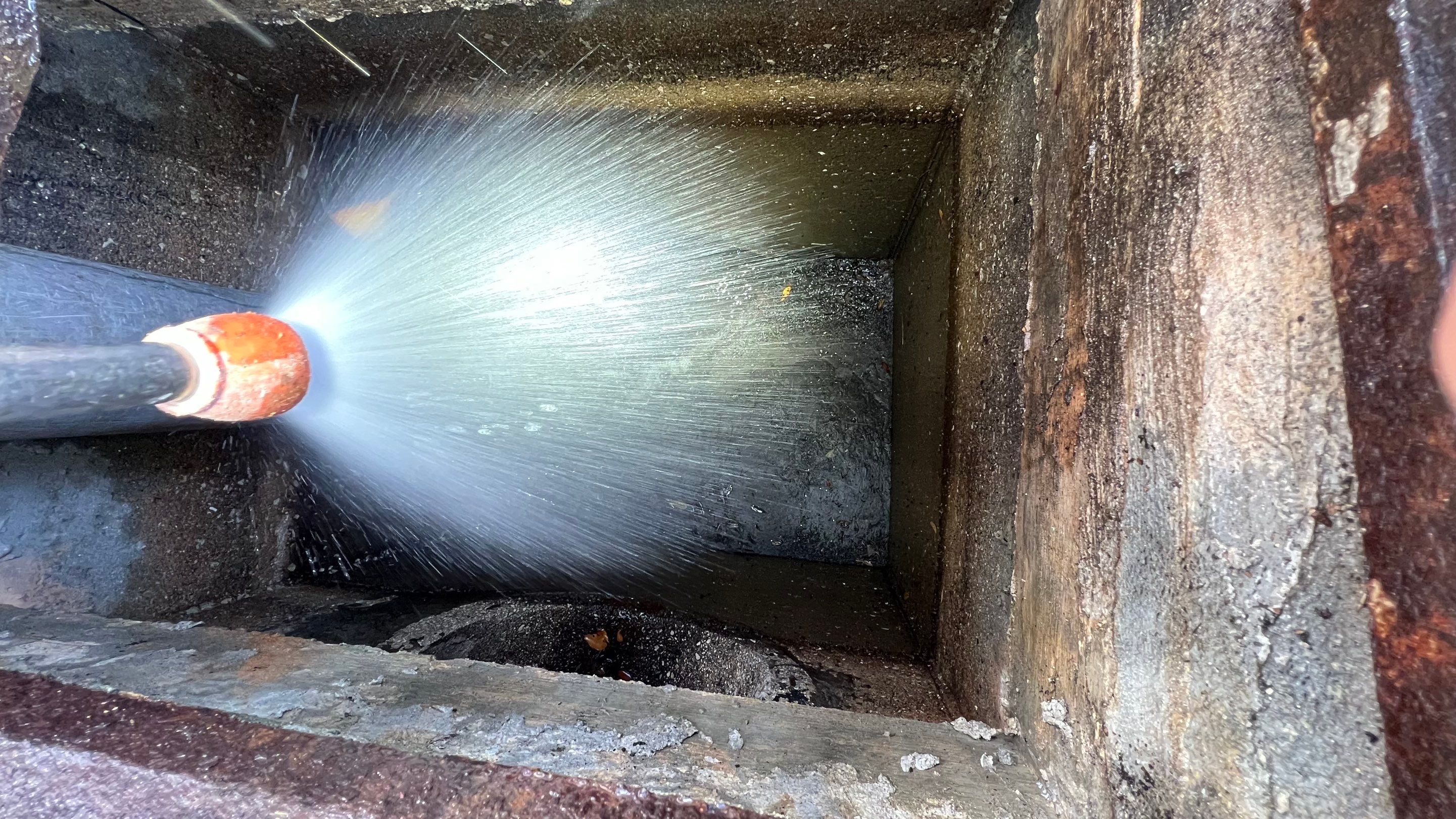 North Naples Neighborhood Catch Basin Cleaning by APS Power & Water
