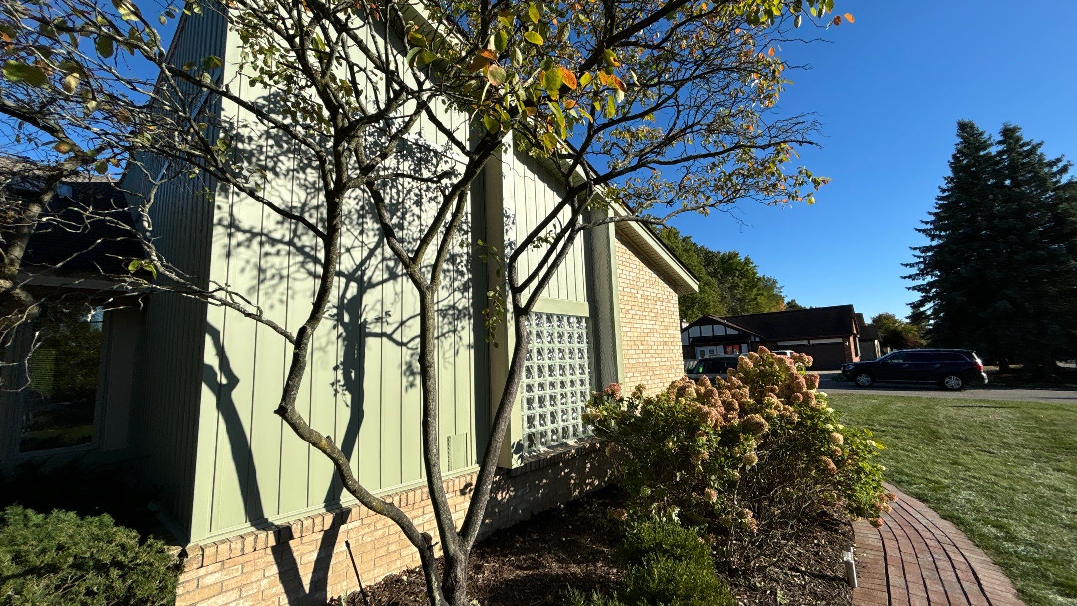 Siding Replacement using Alside 7" B&B by 180 Contractors