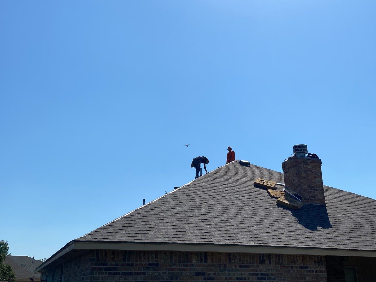 GAF - Weatherwood by Frontline Roofing and Construction