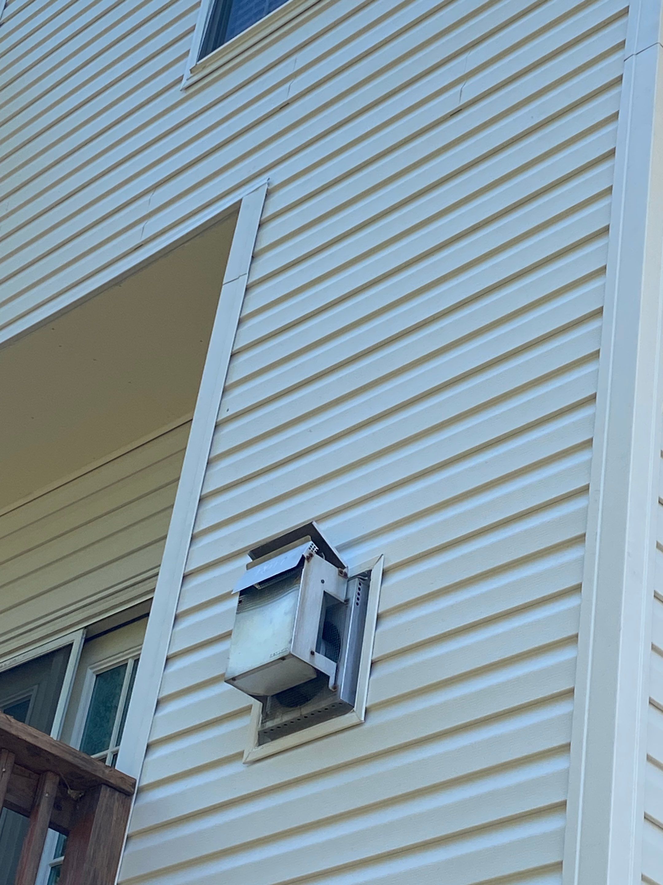 Woodbridge: Siding Replacement with Mastic Ovation Vinyl siding in Linen  by RM Banning, Inc.