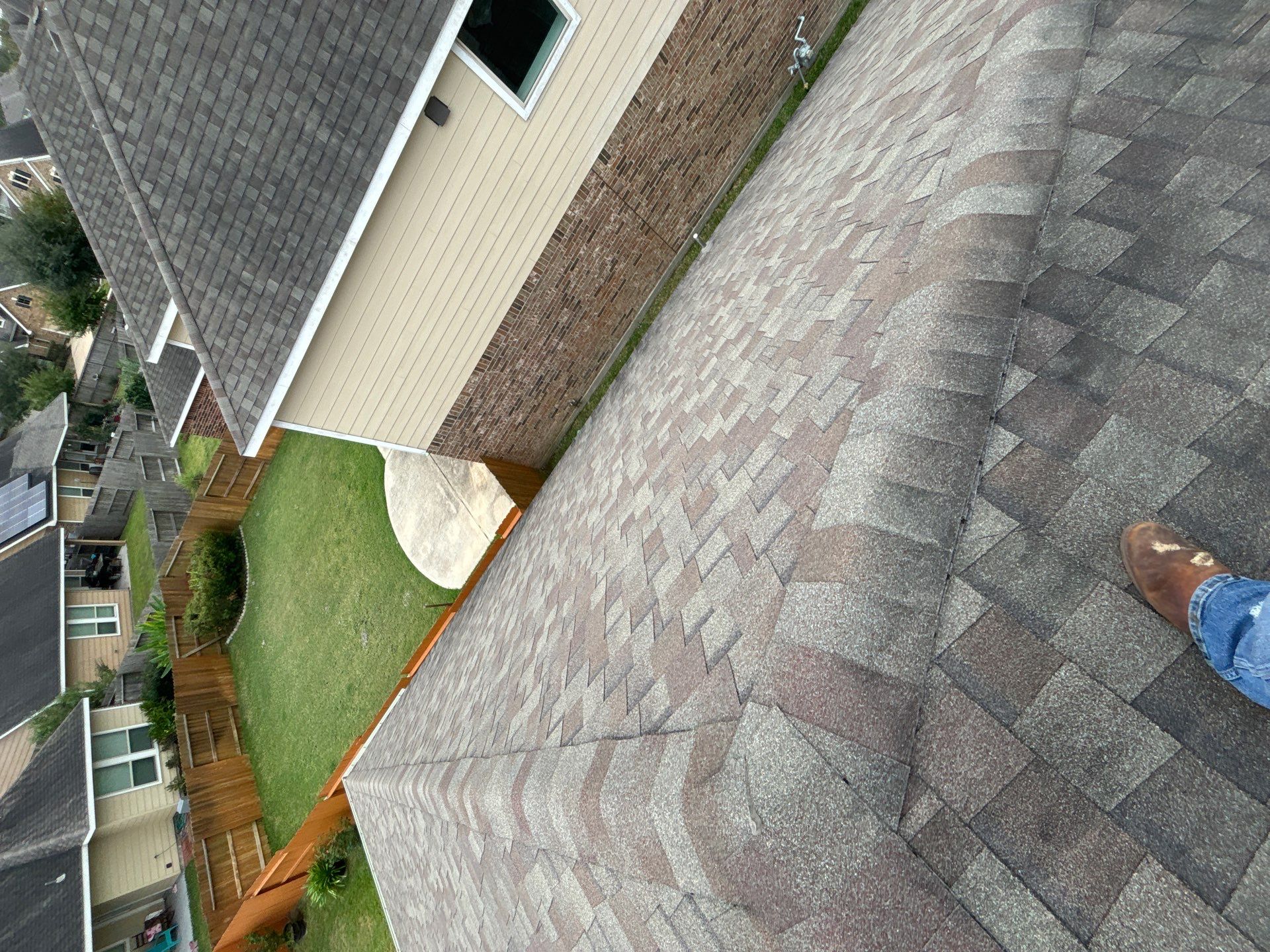 Hail Damage using Owen's Corning Duration (Lifetime) Shingles by Roof Repair Company