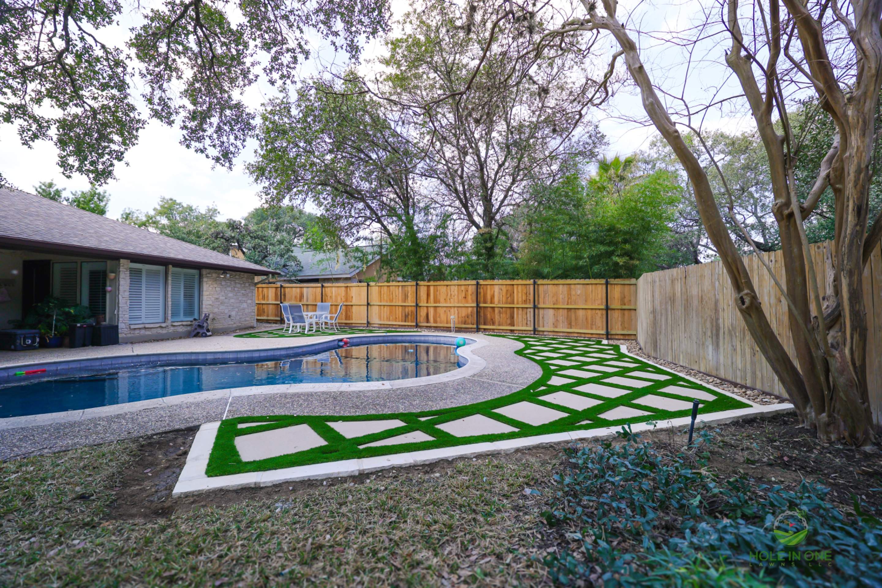 Hunters Creek, San Antonio Tx. by Hole In One Lawns, LLC