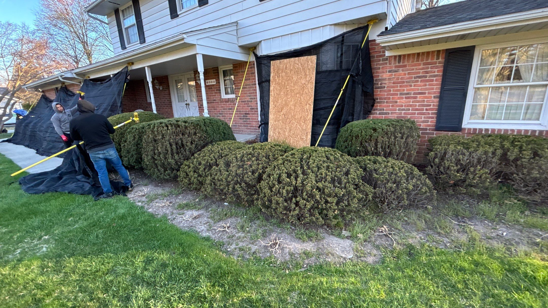 Roof Replacement using Owens Corning Onyx Black by 180 Contractors