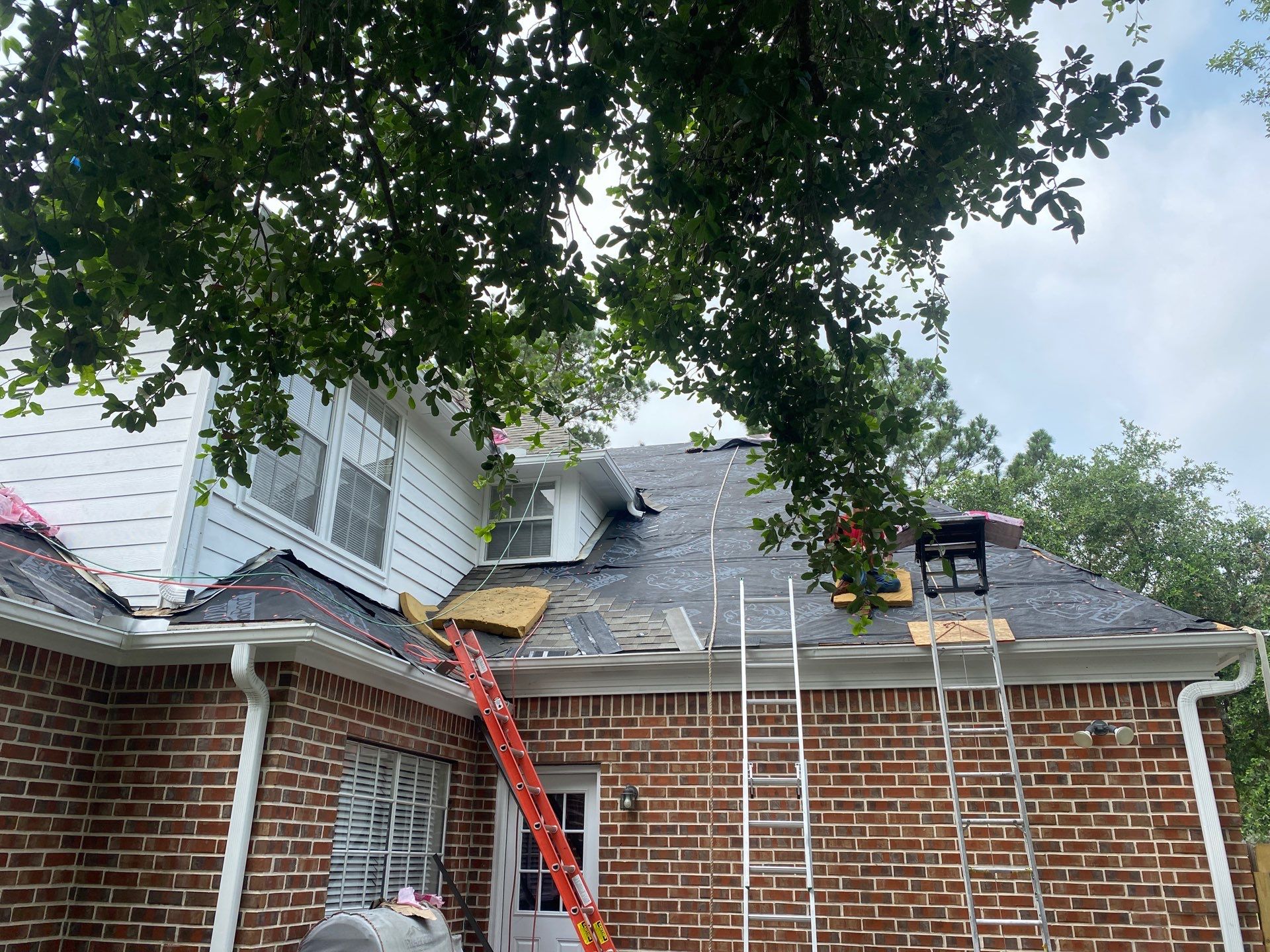 Residential Roofing Repair using Owen's Corning Duration (Lifetime) Shingles by Roof Repair Company