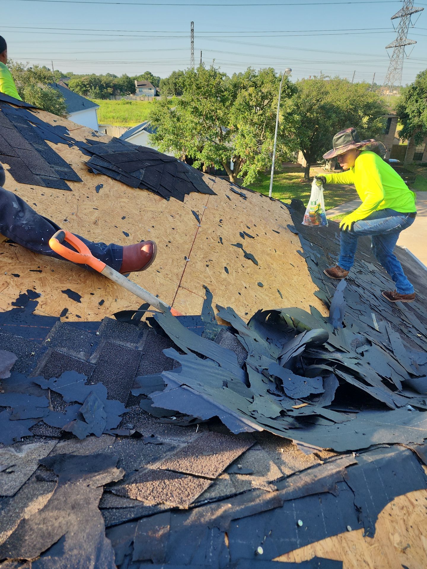 Residential Roofing Installation using Owen's Corning Duration (Lifetime) Shingles by Roof Repair Company