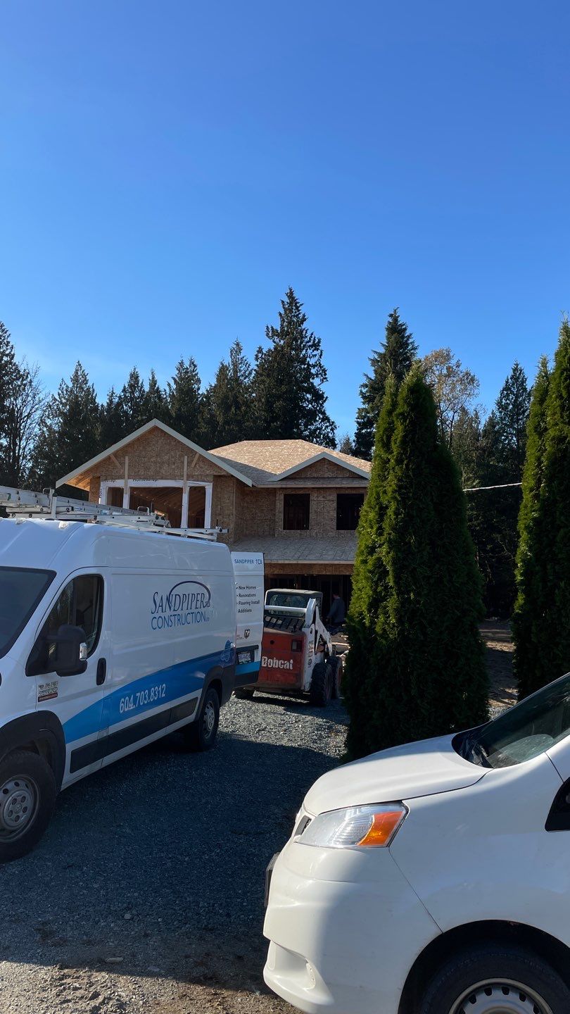 Residential Roofing Installation using OC Oakridge shingles by Top Notch Roofing Inc