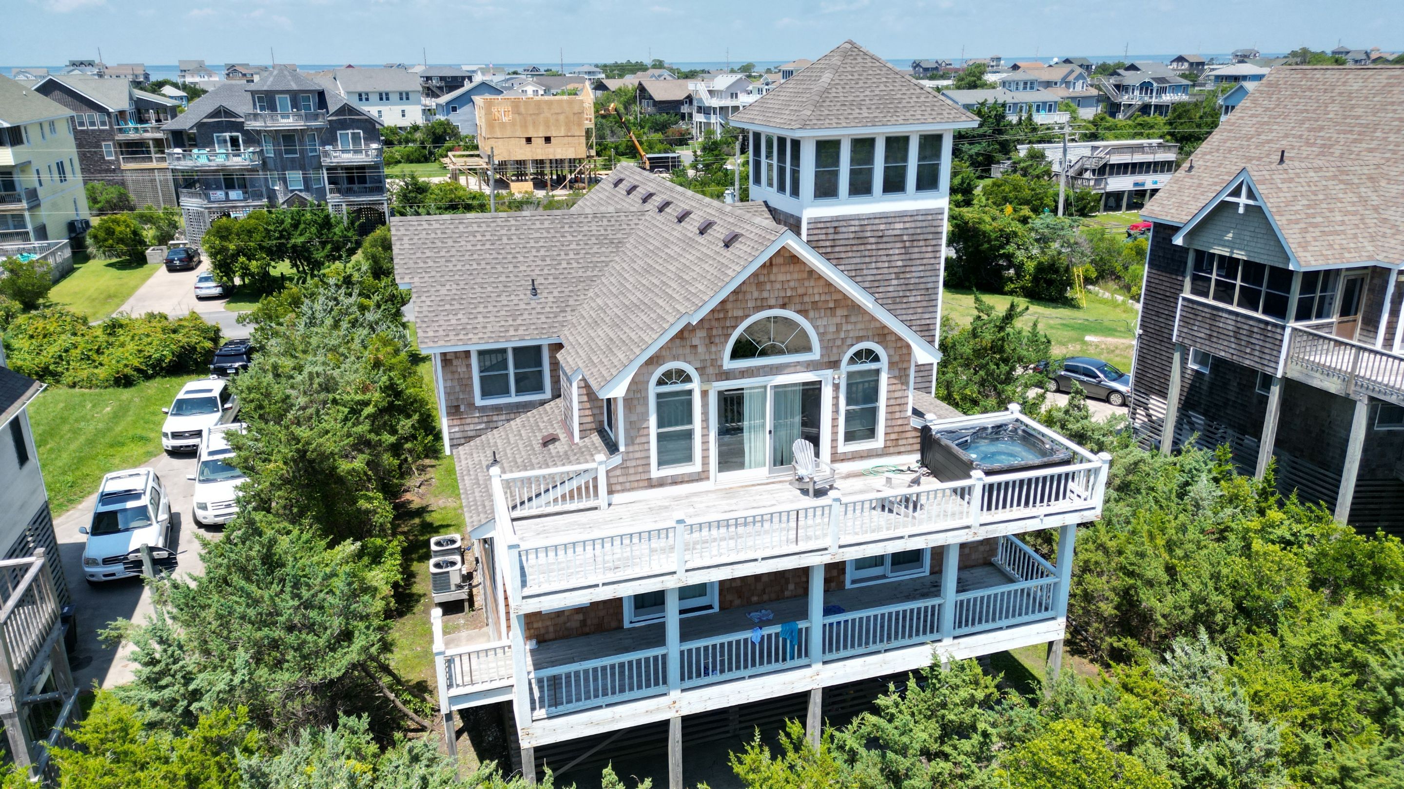 Carolina Clipper Full Exterior Project by Gallop Roofing & Remodeling, Inc.