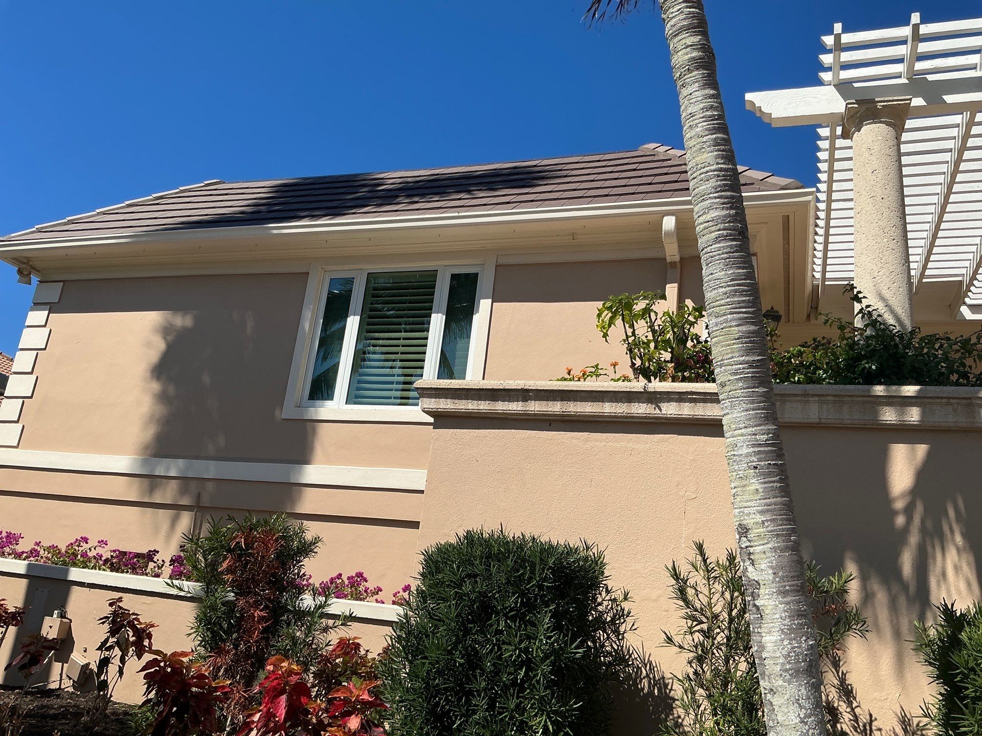 6-Inch Seamless Gutters Installation Project in Longboat Key FL by Gutter Professors