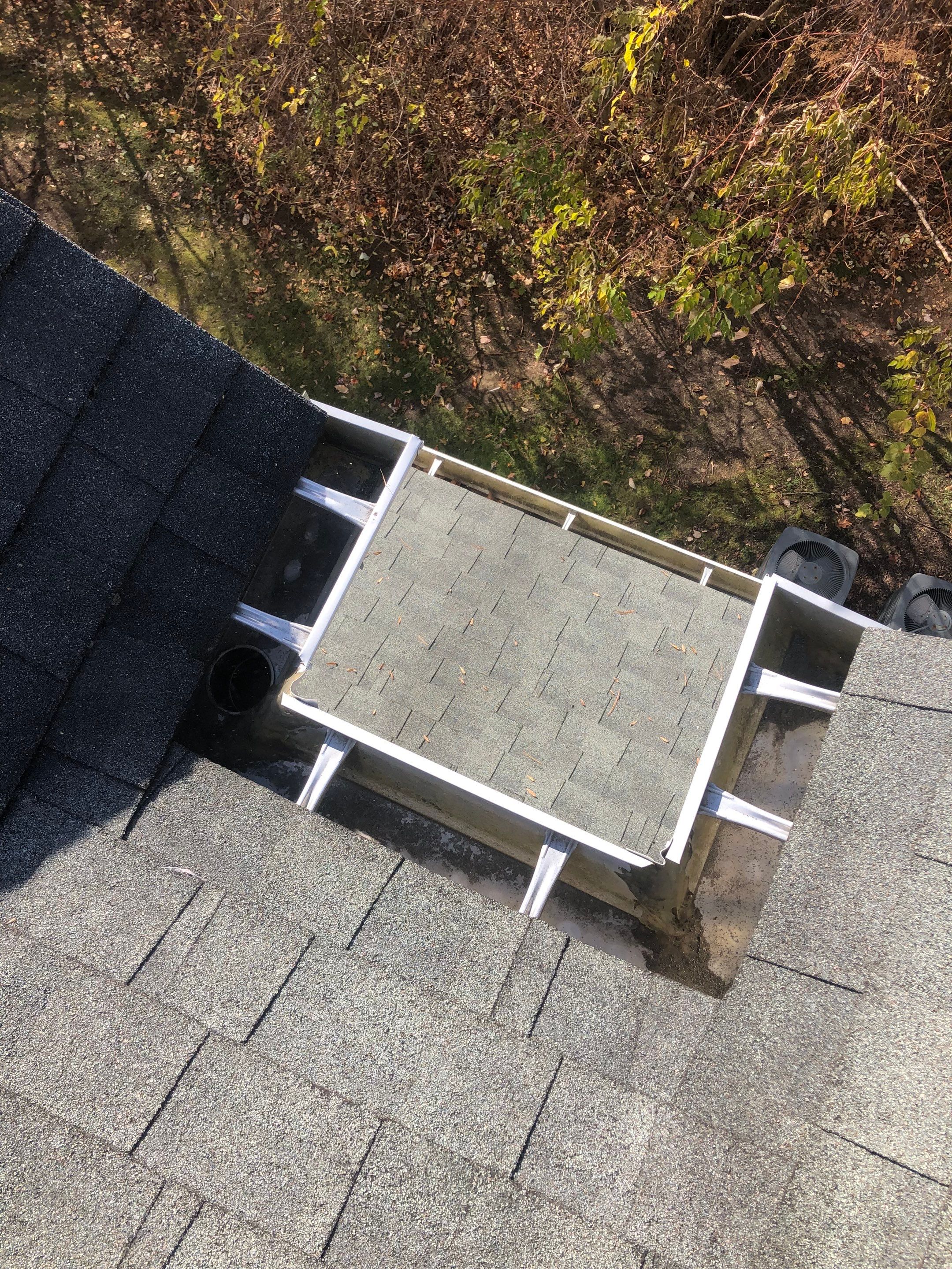 Commercial gutter cleaning Connecticut after photo with clean gutters