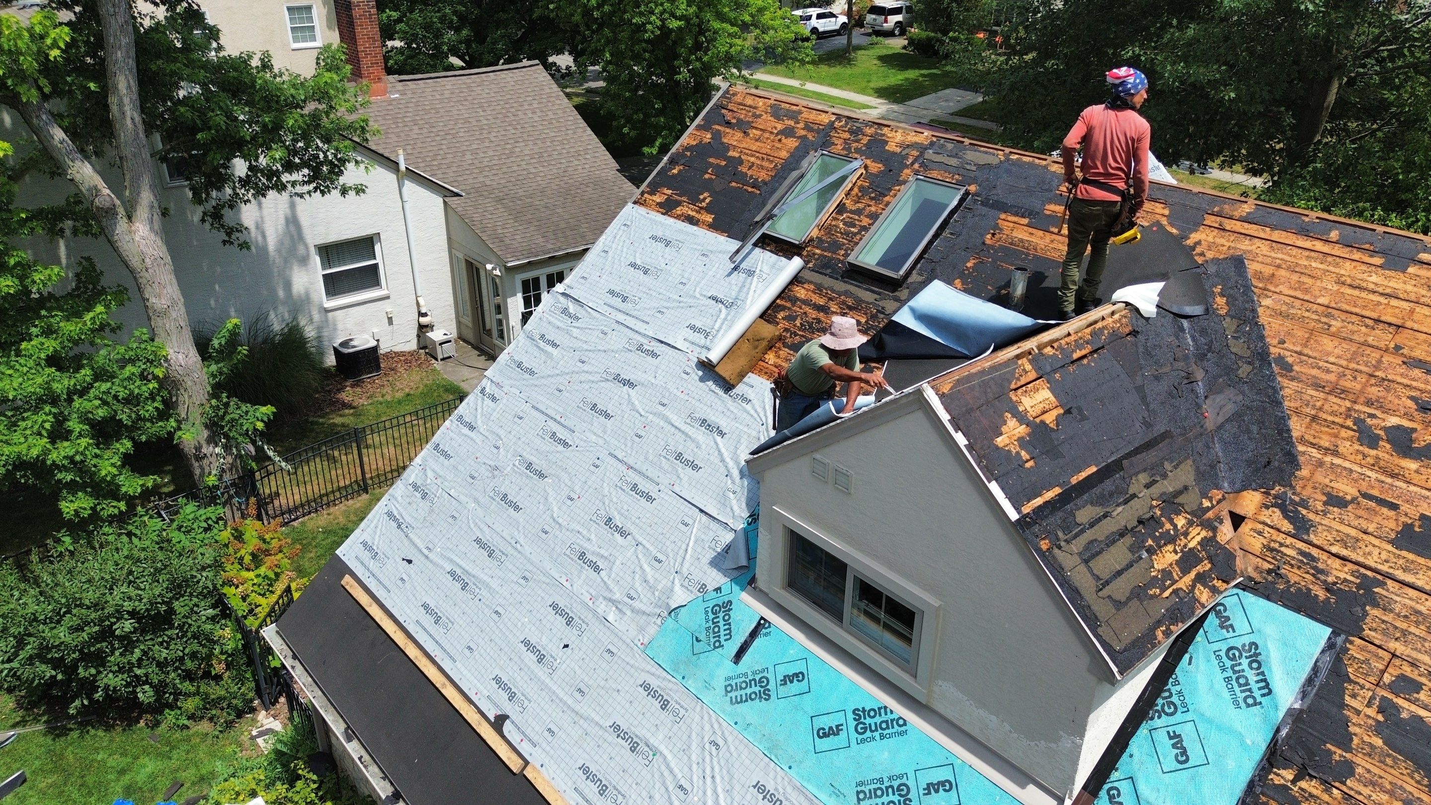 Residential Roofing Installation using Timberline HDZ Shingles - Weathered Wood by RoofX 
