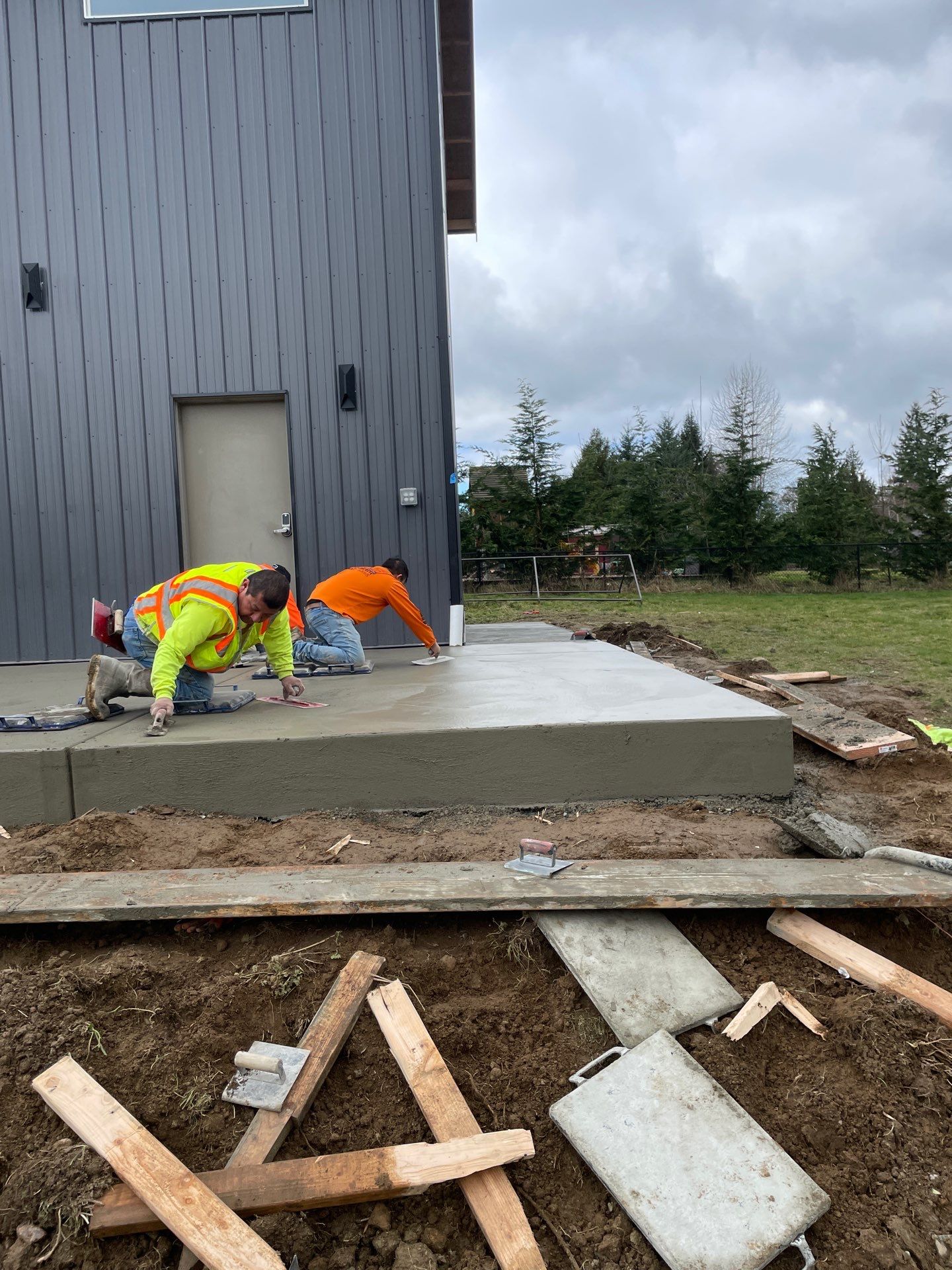 Concrete Walkway Surround and Front Patio | Snohomish  by Jireh Asphalt & Concrete Inc 
