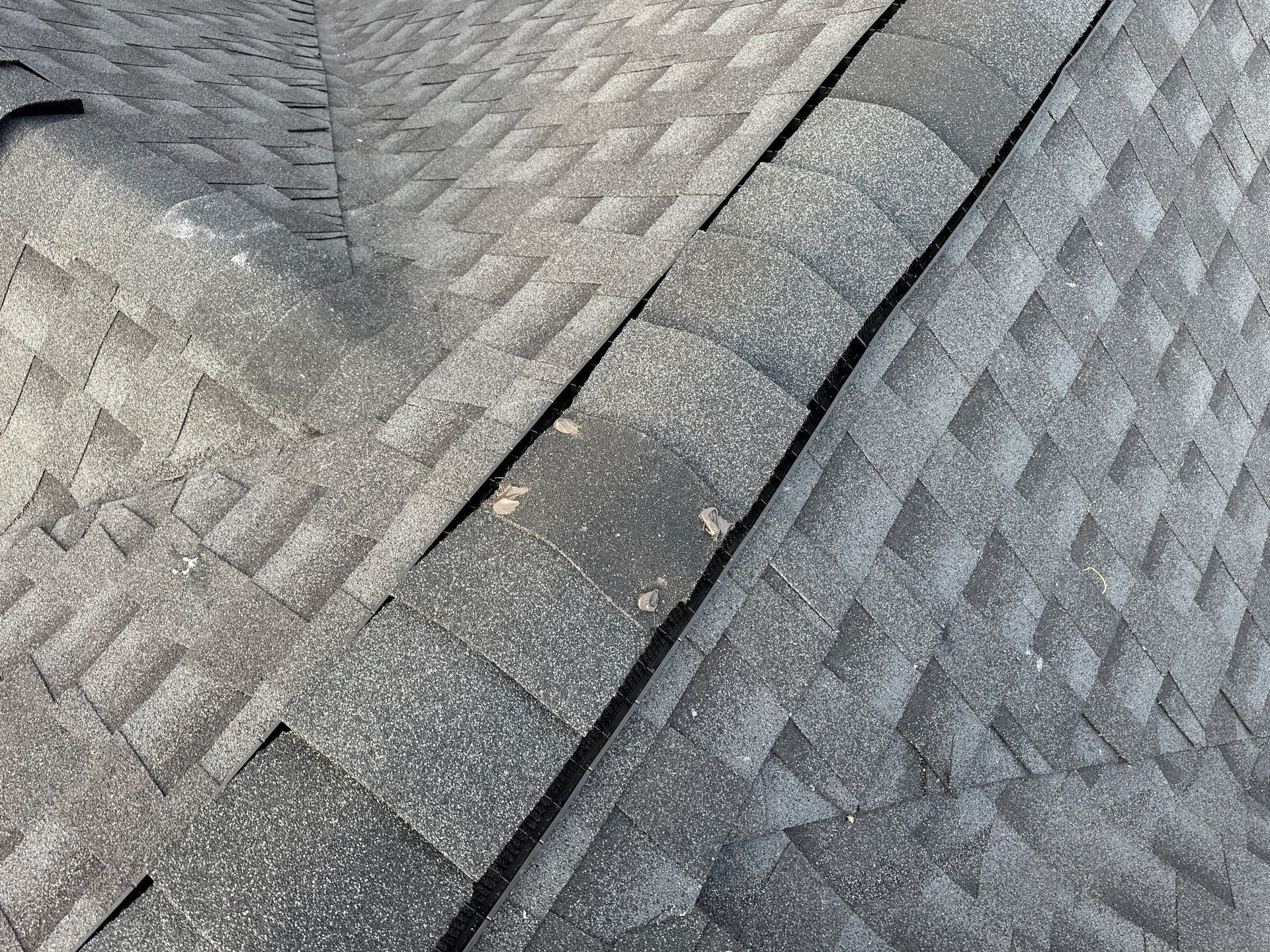 GAF HDZ CHARCOAL W/ PREMIUM RIDGE Z by Motion Roofing
