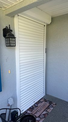 Rolling Shutter in White