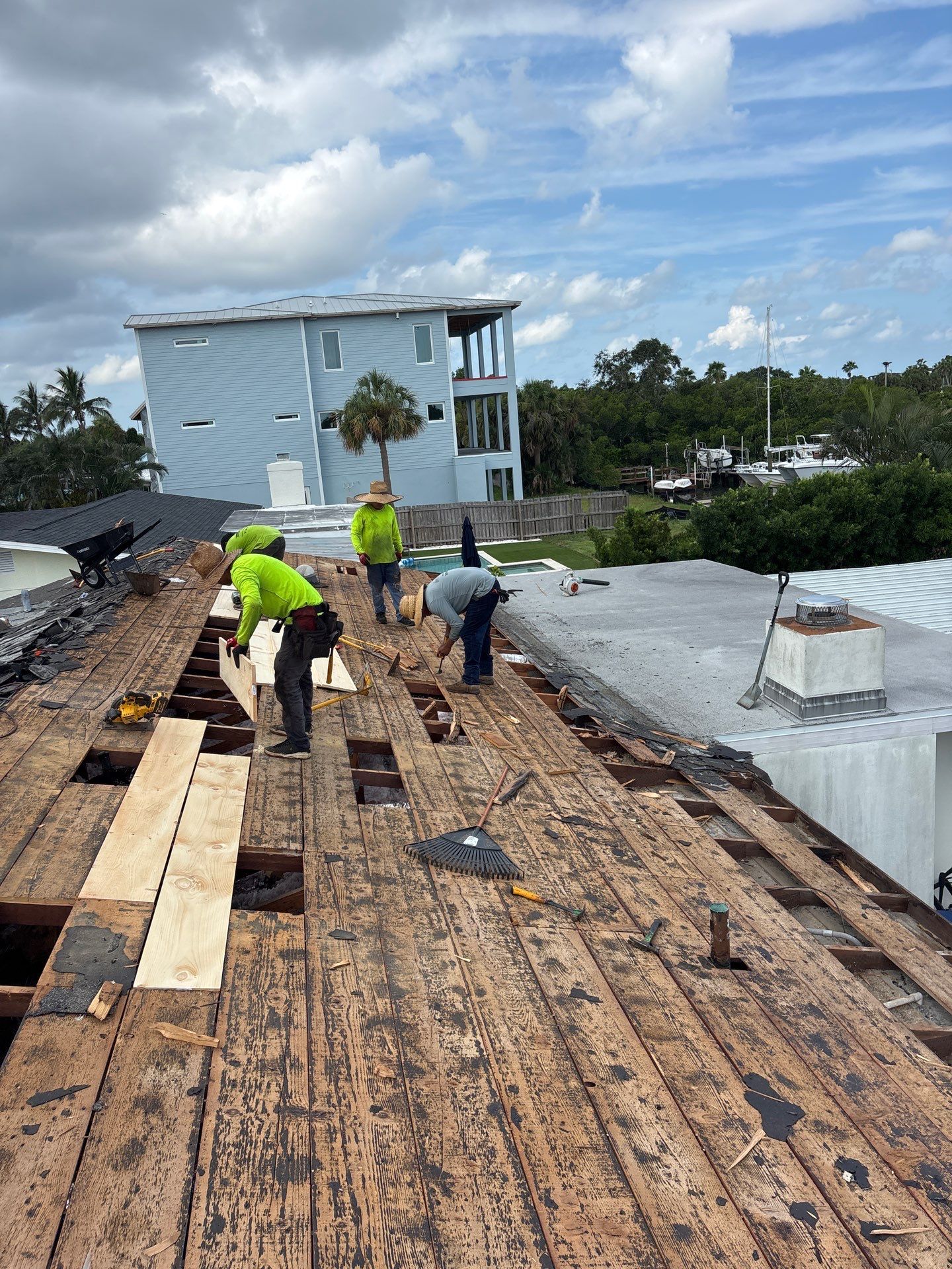 Project in St. Petersburg 33705 by Mitchell Roofing Company LLC 