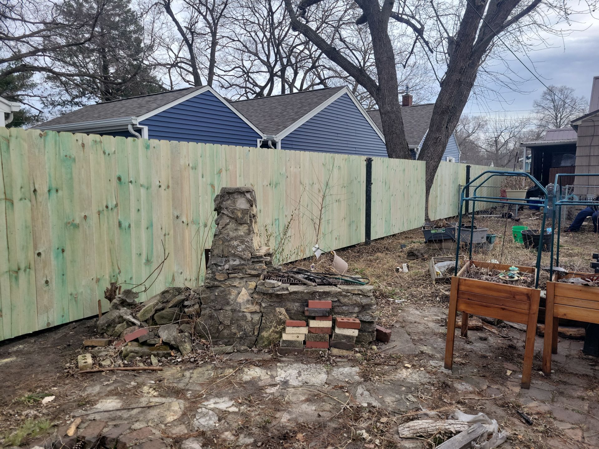 Custom Wood Privacy Fence and Gate Installation in Waterloo by Perfect Picket Fence and Stain