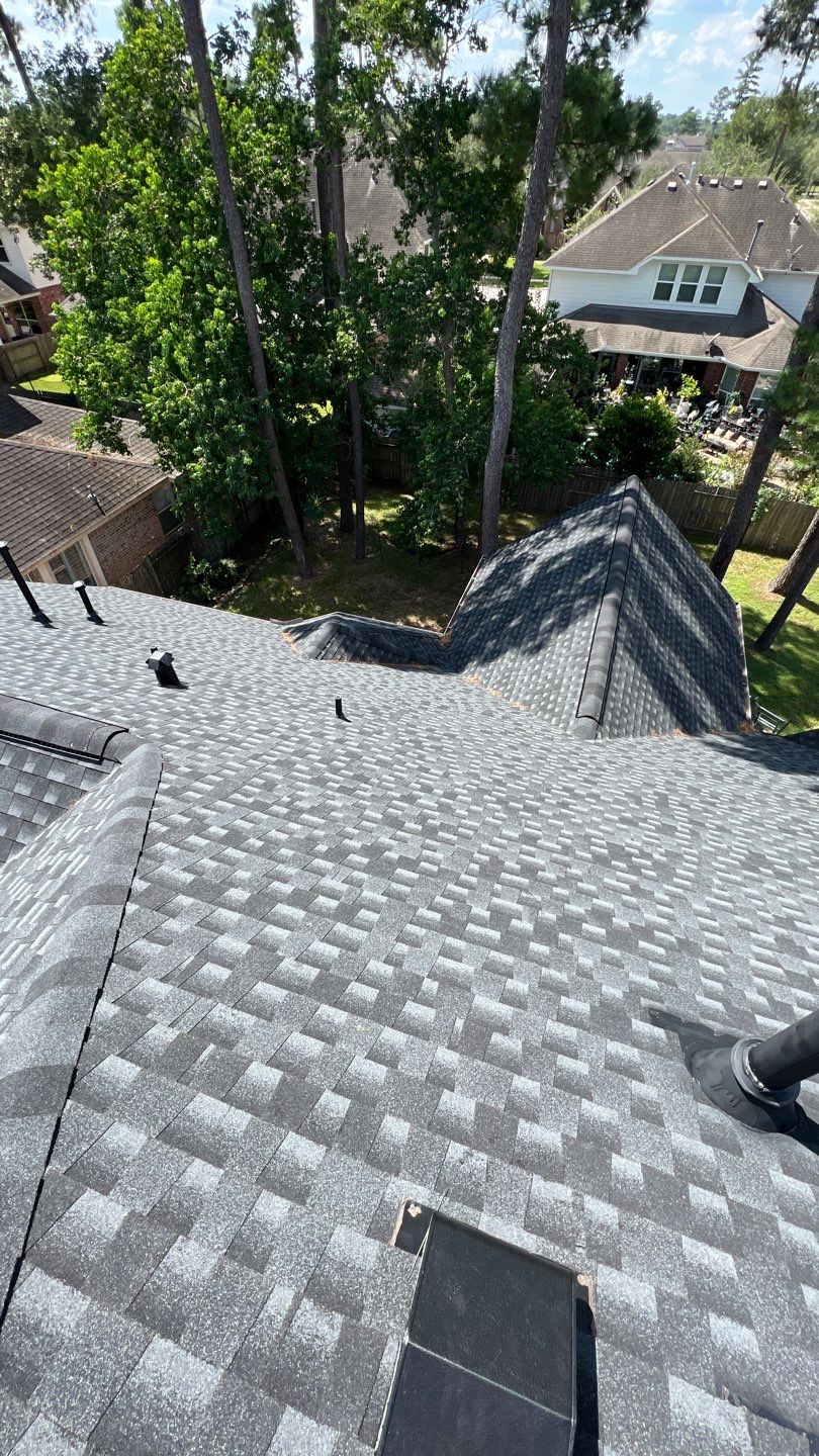 GAF HDZ - Charcoal by Elite Roofing LLC