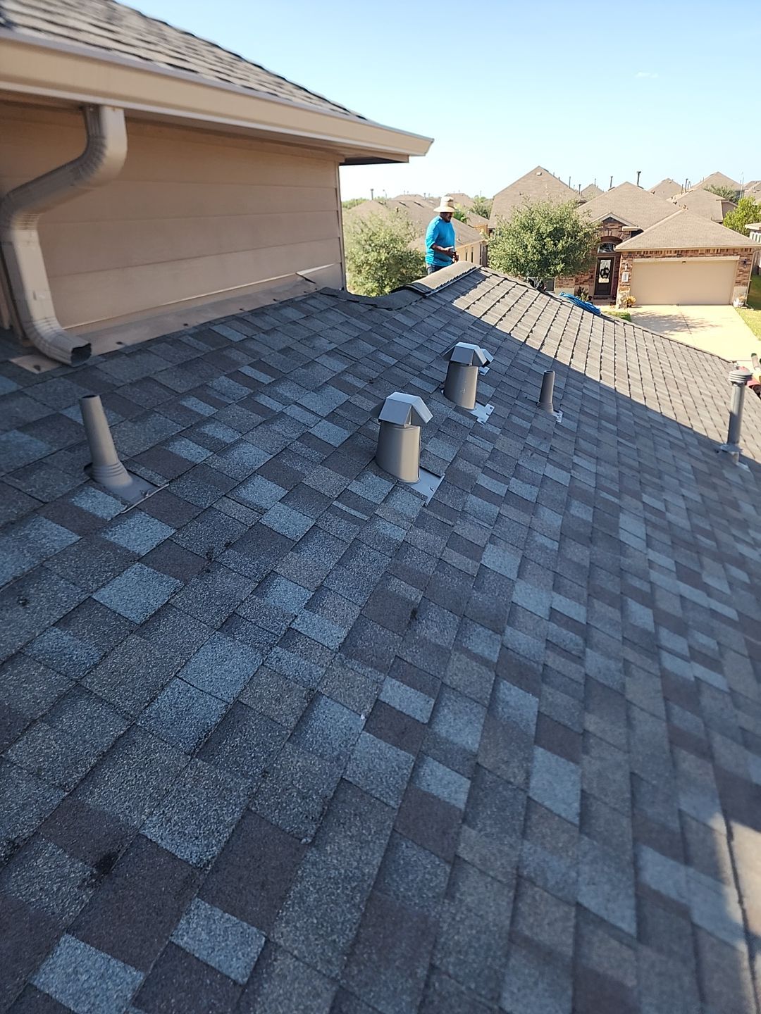 Residential Roofing Installation using Owen's Corning Duration (Lifetime) Shingles by Roof Repair Company
