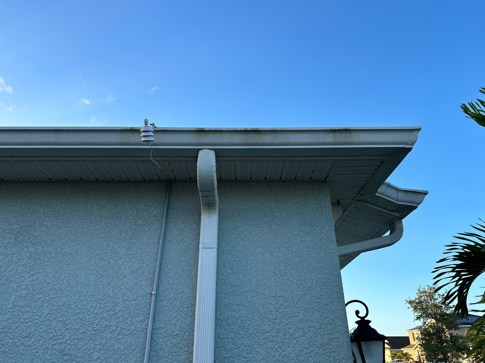 House Wash & Paver Driveway Cleaning in Trevesta Community, Palmetto, FL | Sunshine AquaWash by Sunshine AquaWash