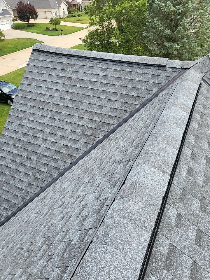 GAF Timberland Color: Pewter Gray by Eagle Eye Roofing