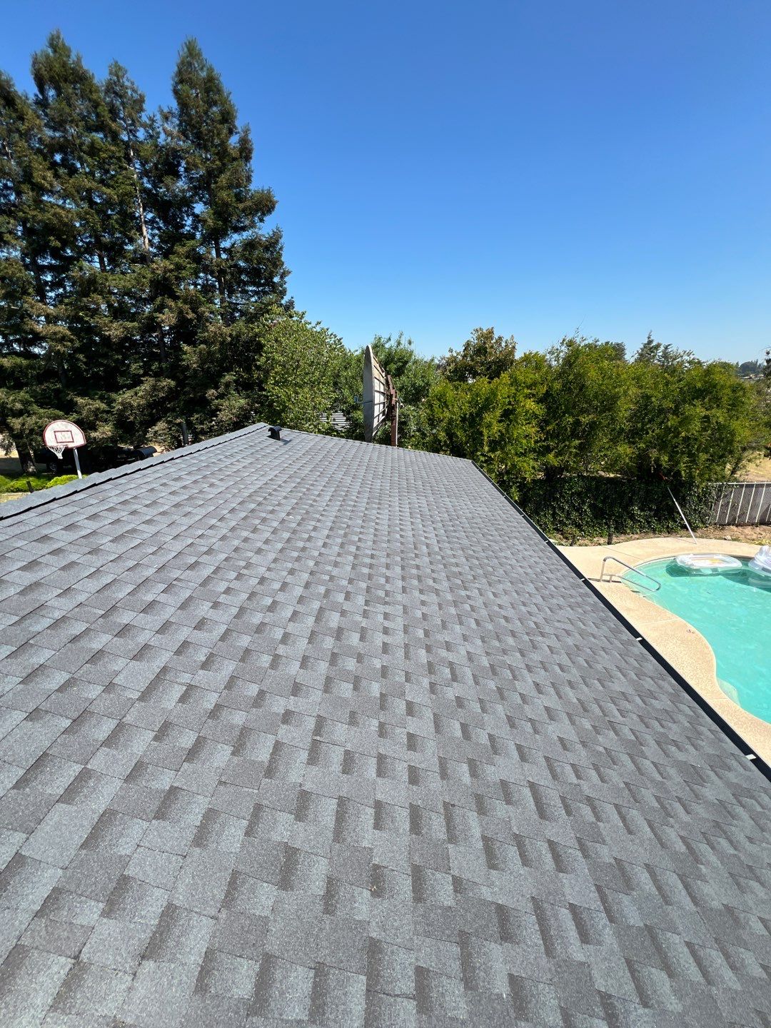 GAF Timberline HDZ-RS shingle project by Straight Edge Roofing Inc