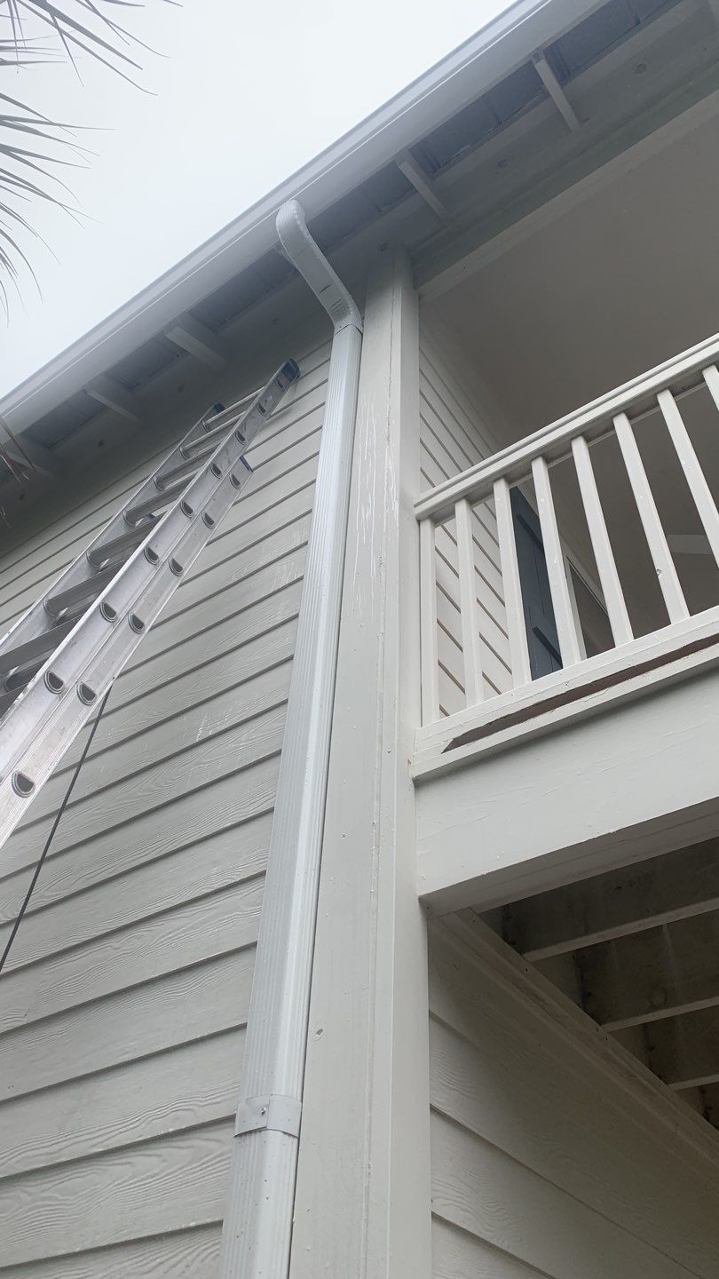 Seamless Gutter Installation Using White K-Style Gutters by Gutter Professors