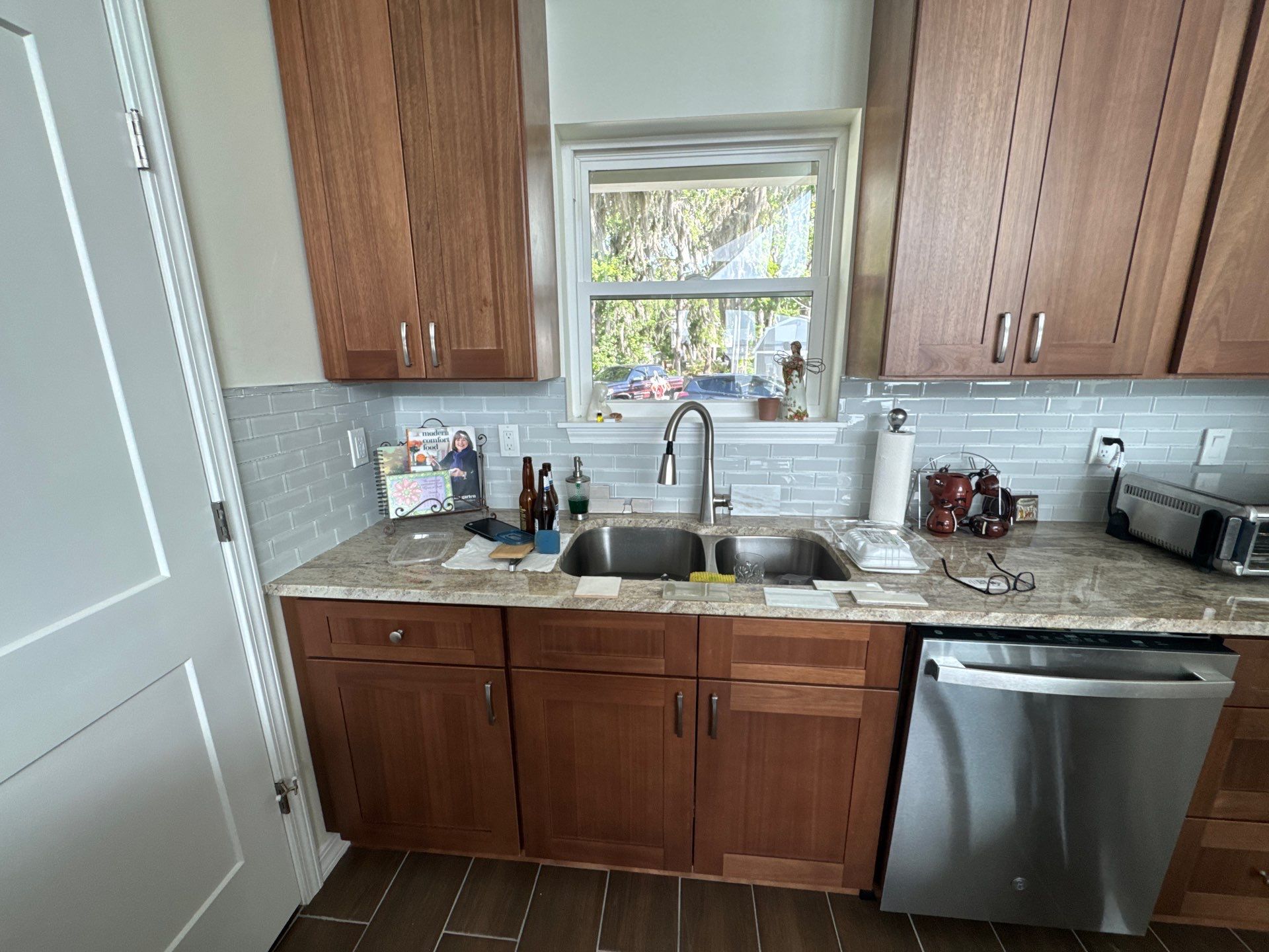 Backsplash Fix From Previous Install by Axtra Hand