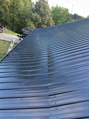 Residential Roofing Installation using Metal