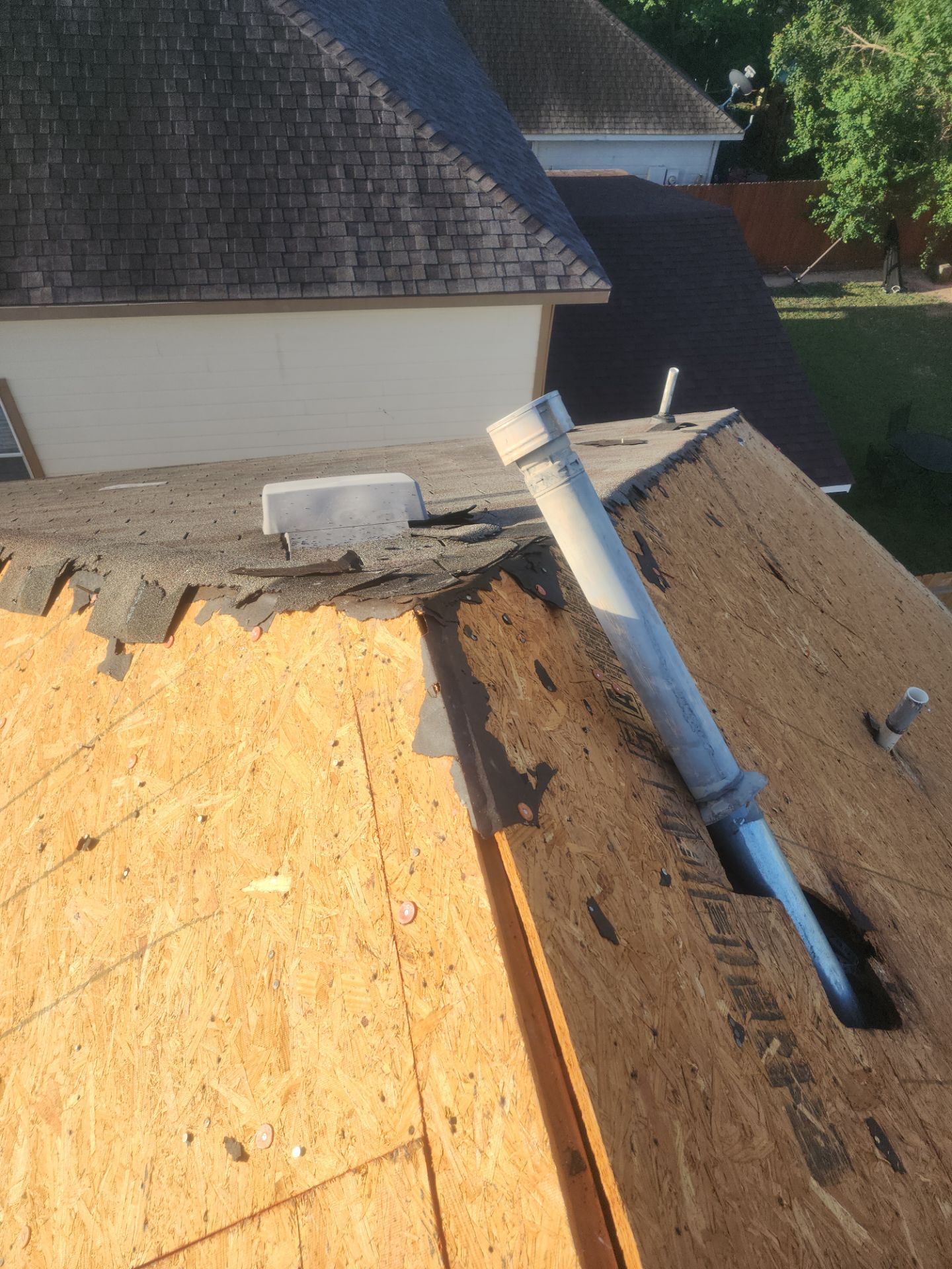 Residential Roofing Installation using Owen's Corning Duration (Lifetime) Shingles by Roof Repair Company