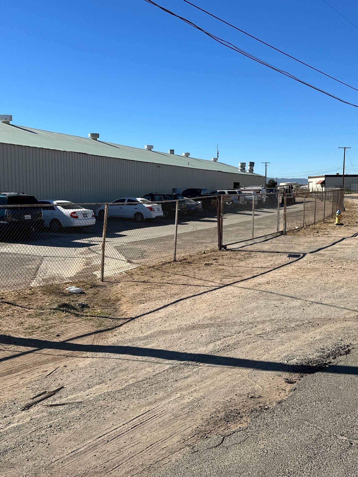 Commercial fence installation by Fence Guys Inc.
