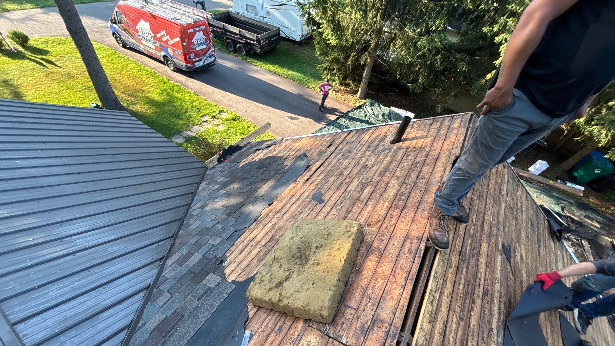 Roof Replacement using Owens Corning Peppercorn by 180 Contractors