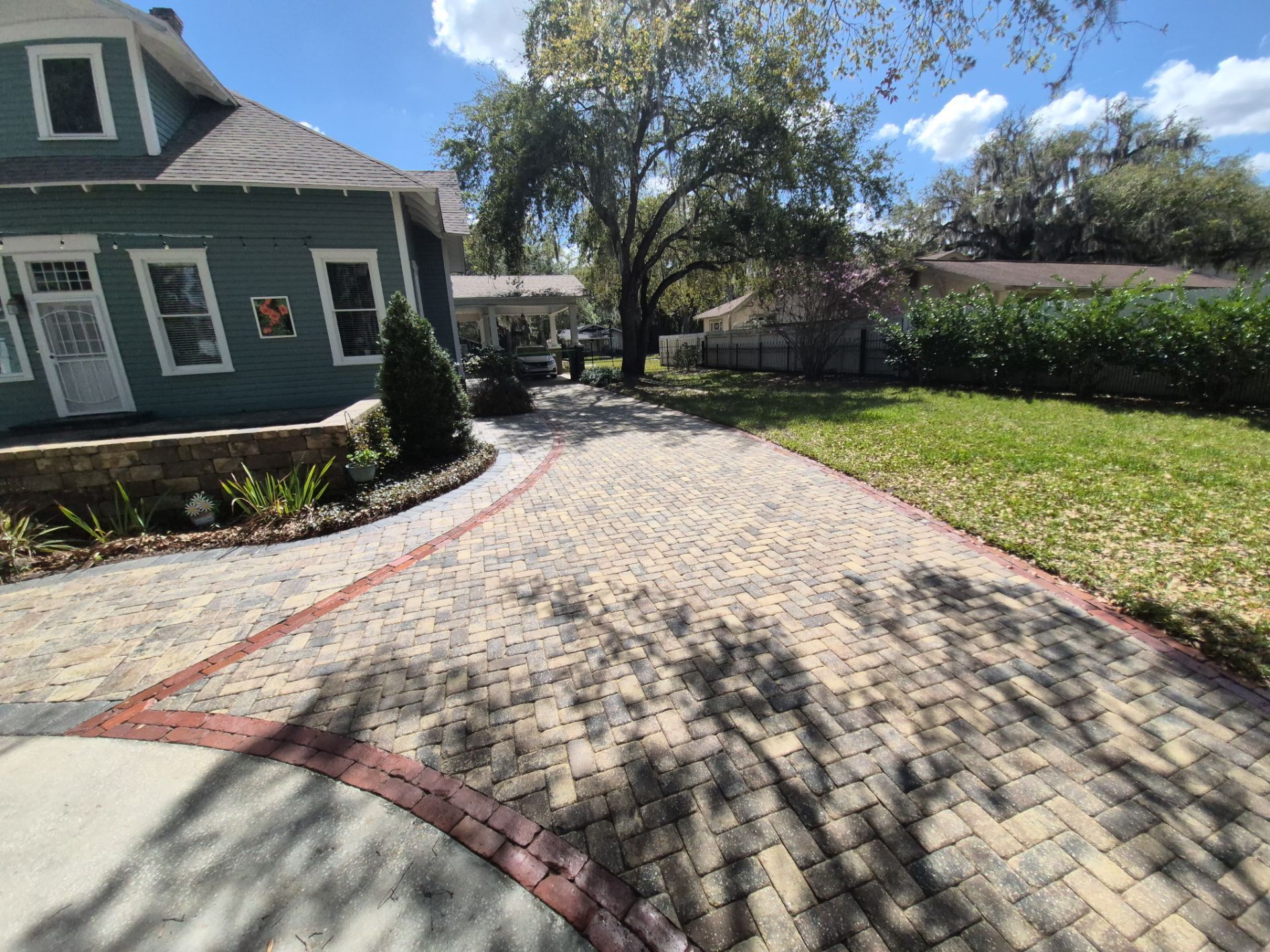 Comprehensive Paver Sealing and Hardscape Restoration in Ocala by Infinite Exteriors LLC