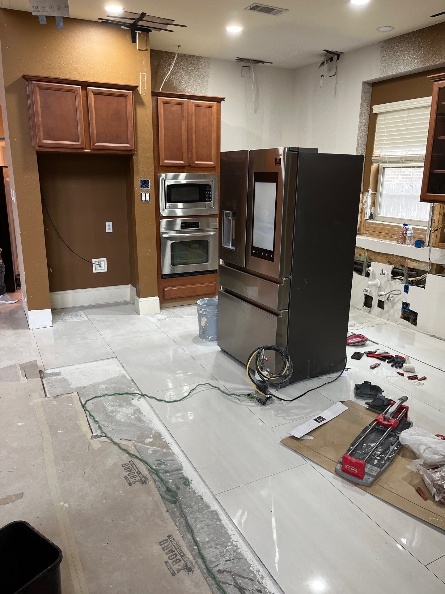 Kitchen Remodels That Inspire by L&T General Contractors and Restoration INC