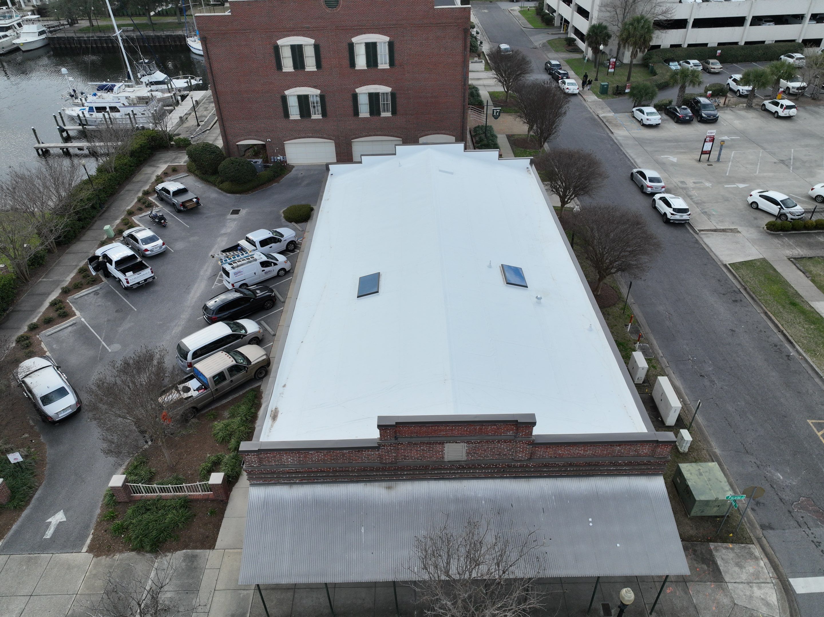 Commercial Low Slope Re-roof by Professional Roofing Company