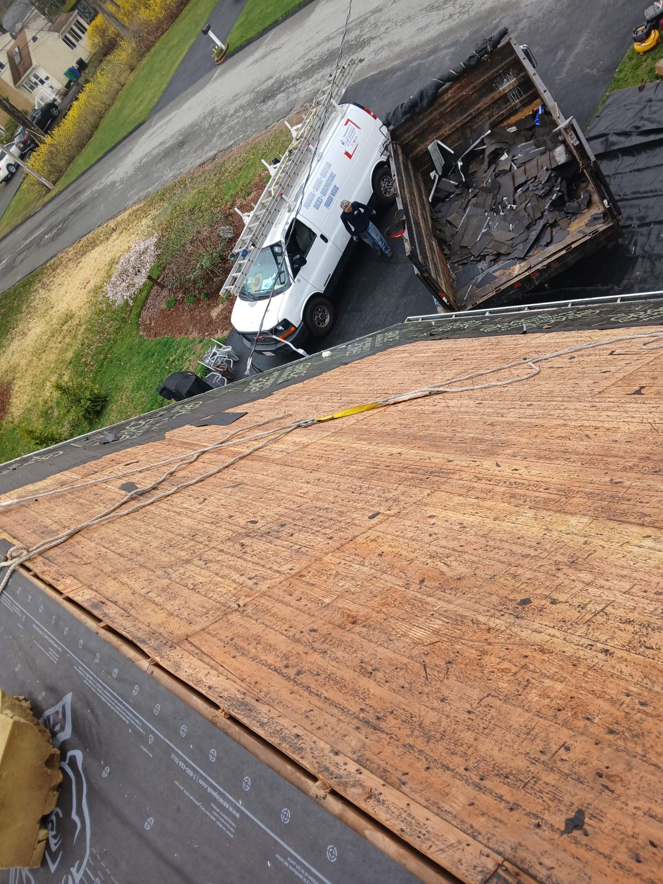 Solar Panel Removal & Full Roof Replacement – Owens Corning Duration, Desert Tan by JOHNNYS PRO