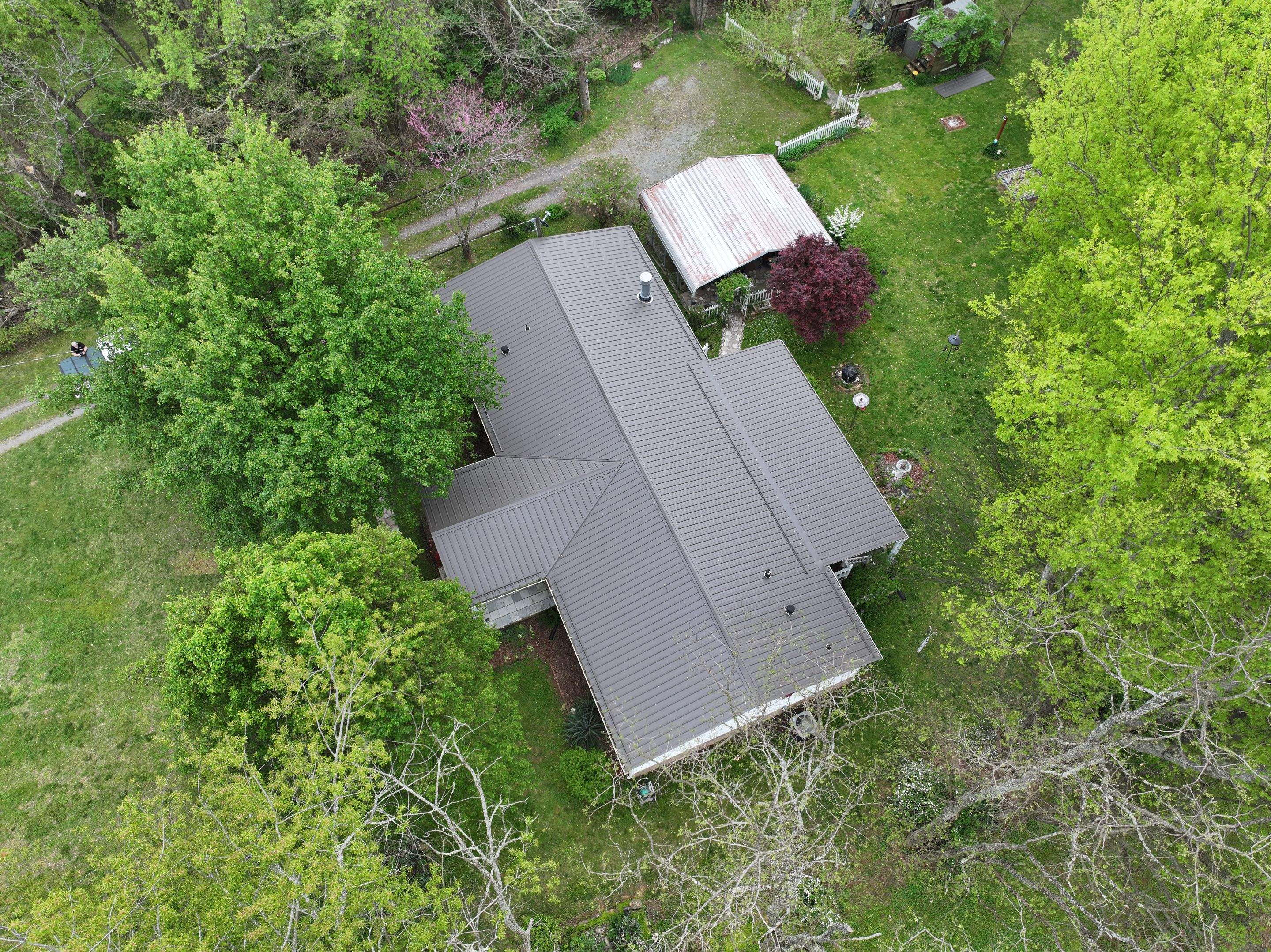 Shoun Residence by Omnia Roofing