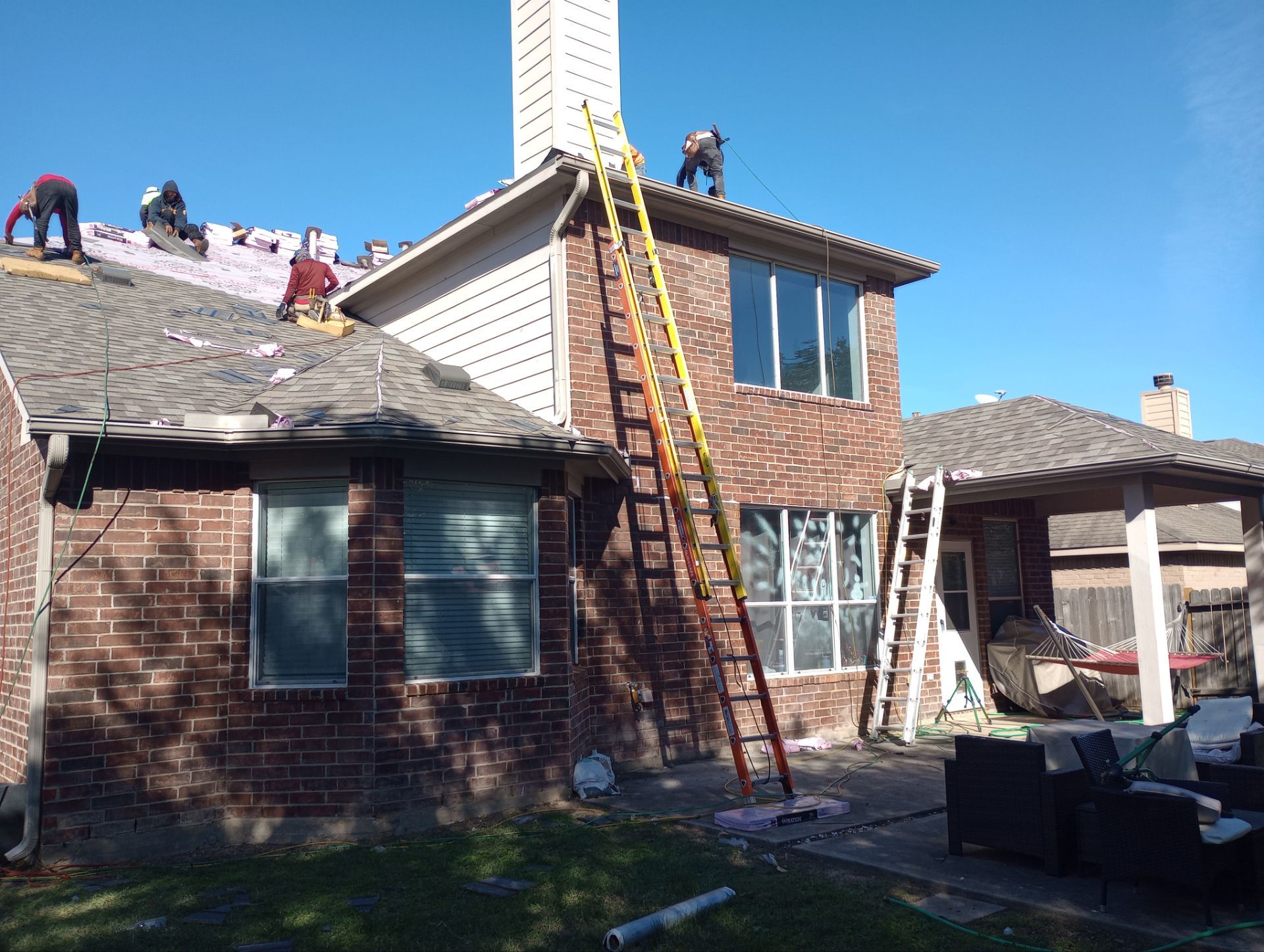 Residential Roofing Installation using Owen's Corning Duration (Lifetime) Shingles by Roof Repair Company