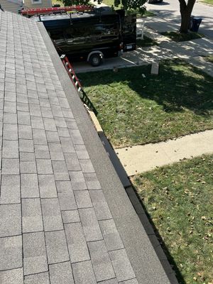 Why Elgin Gutters Clog and Ice Up