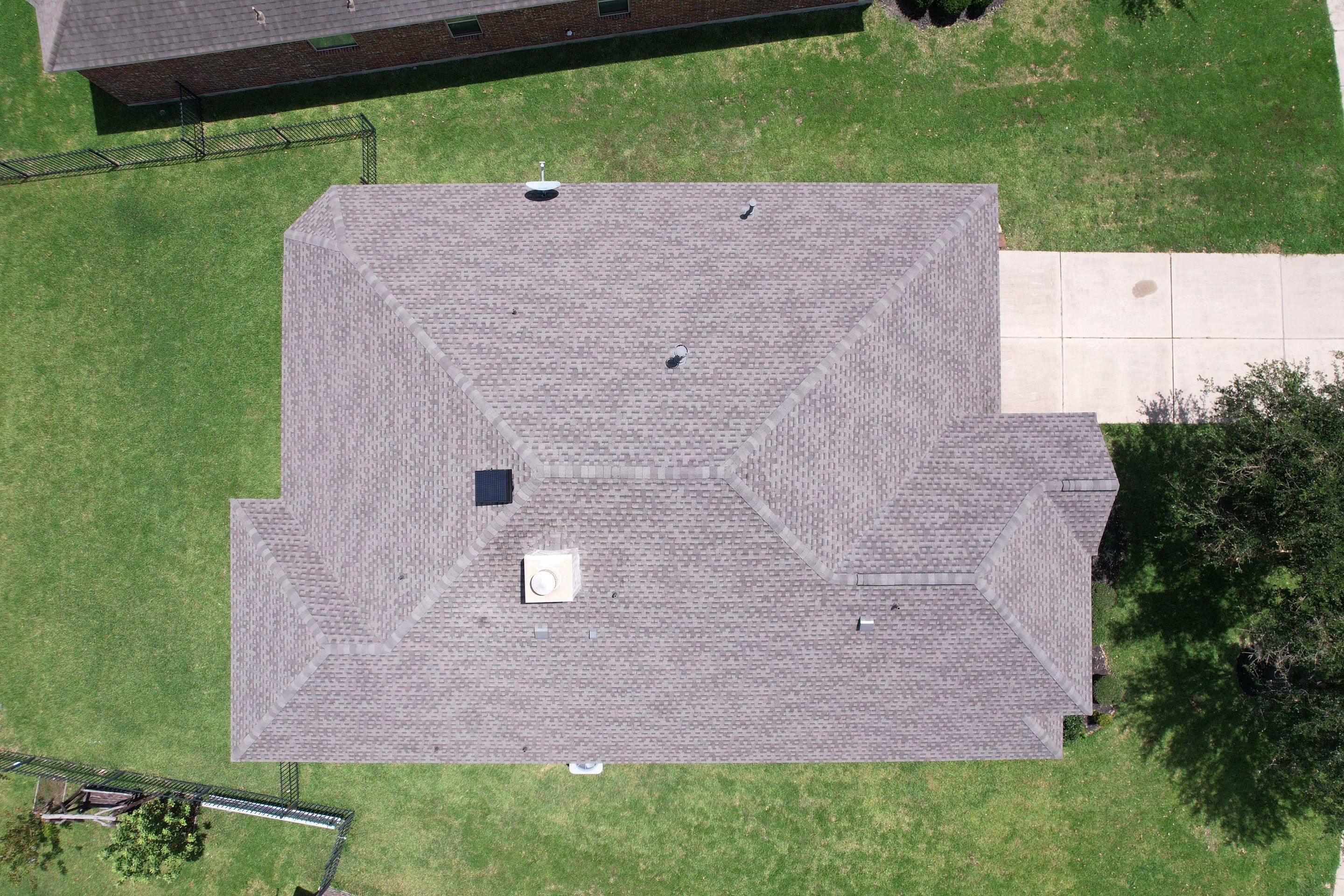 GAF Timberline HDZ Weathered Wood by STX Roofing