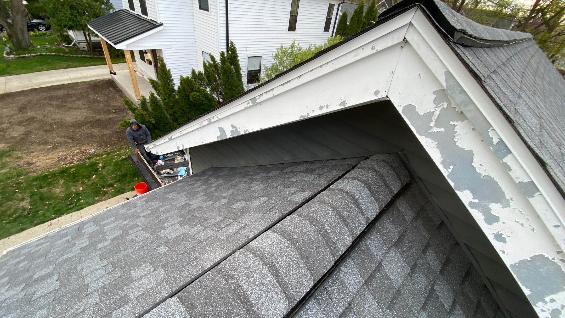 Roof Replacement using CertainTeed Landmark by 180 Contractors