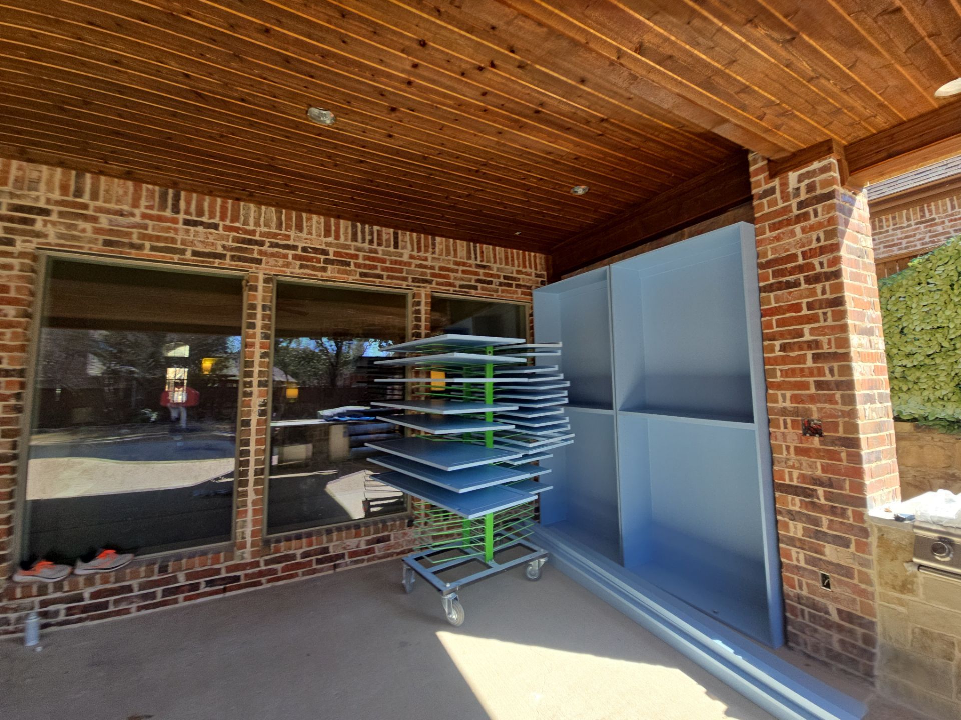Patio & Pool bath addition by SLM General Contractors & Roofing