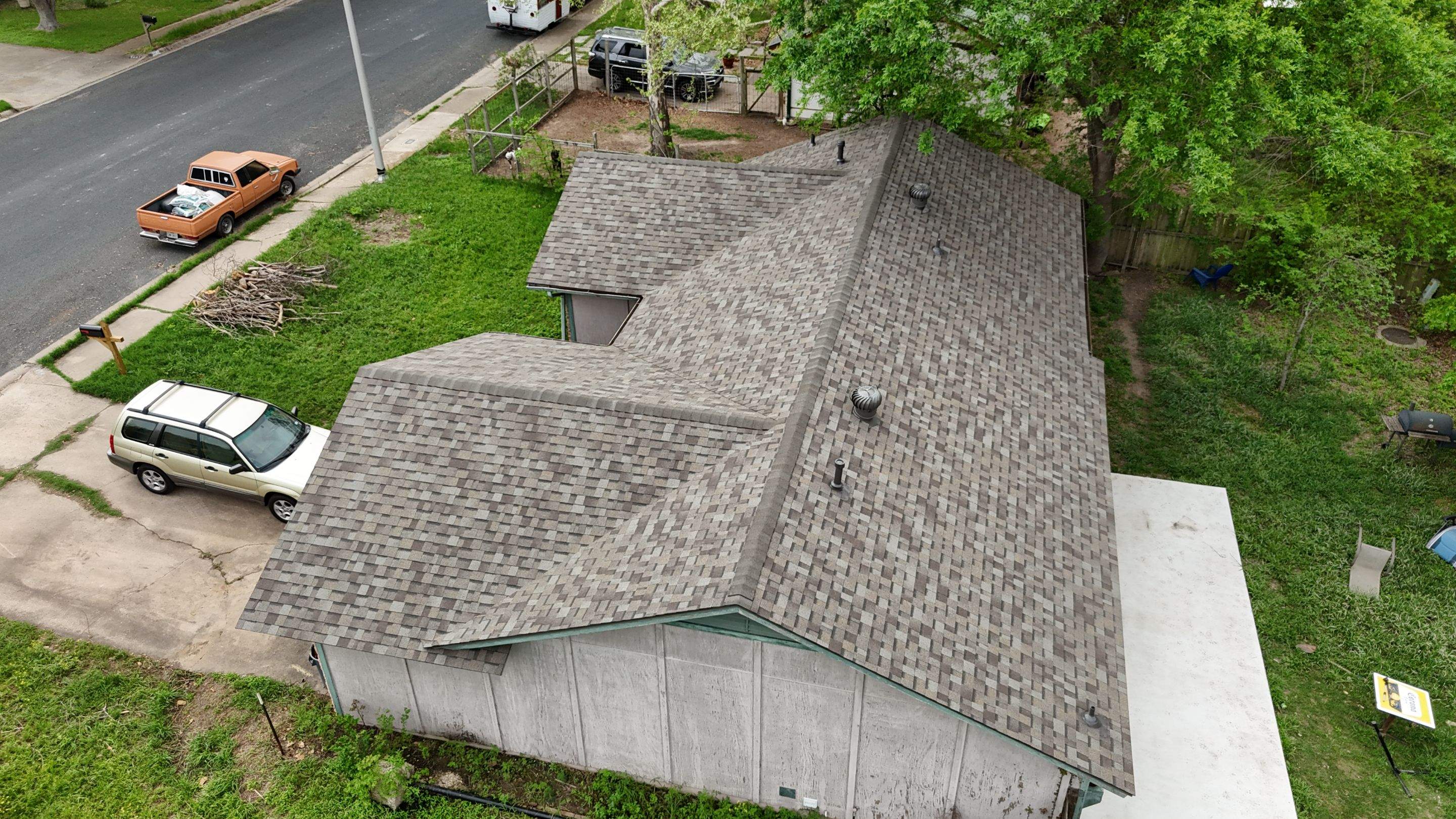  Driftwood - Owens Corning TruDefinition Duration by RoofsOnly.com